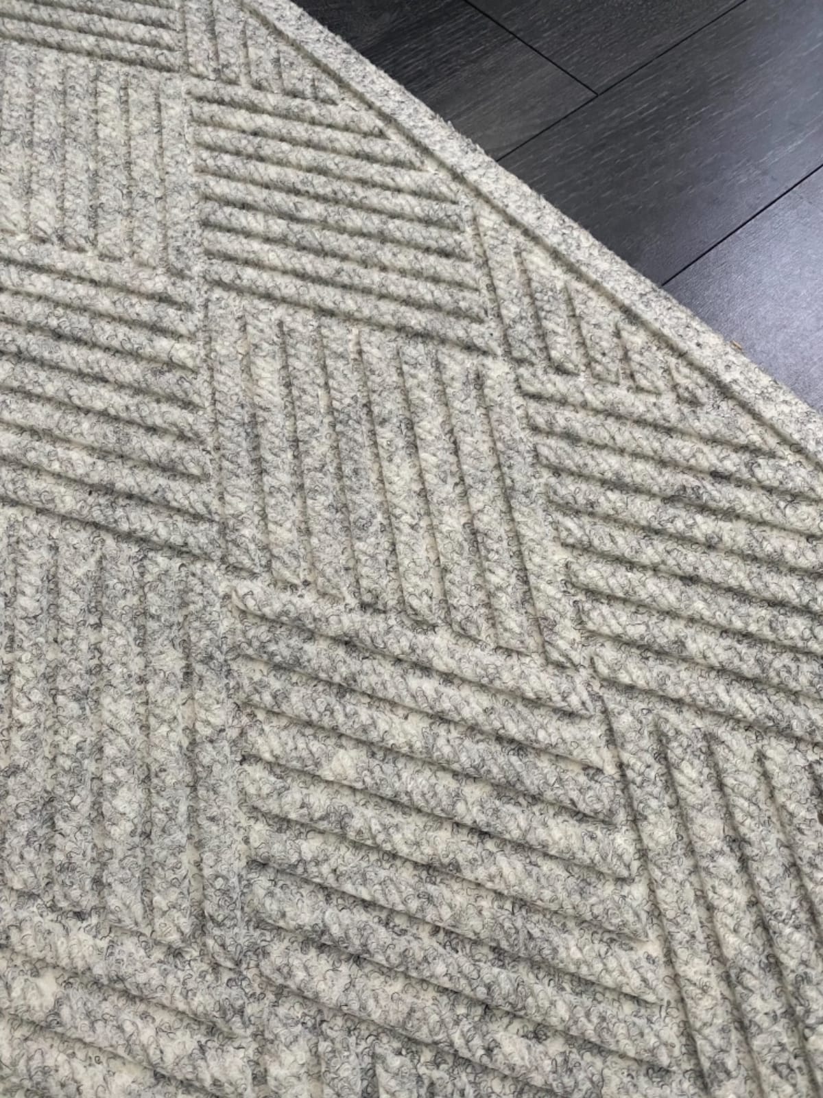 WaterHog Diamond | Commercial-Grade Entrance Mat with Fabric Border - Indoor/Outdoor, Quick Drying, Stain Resistant Door Mat (Charcoal, 4' x 6') customer photo 2