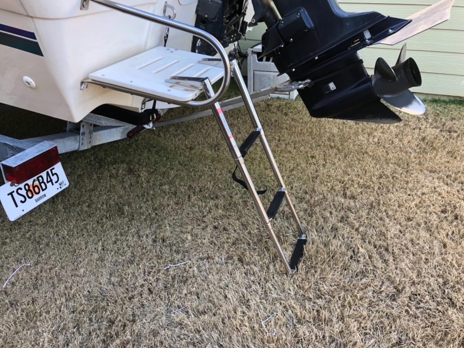 Amarine Made 3 Step Stainless Steel Telescoping Boat Ladder Swim Step customer photo 1