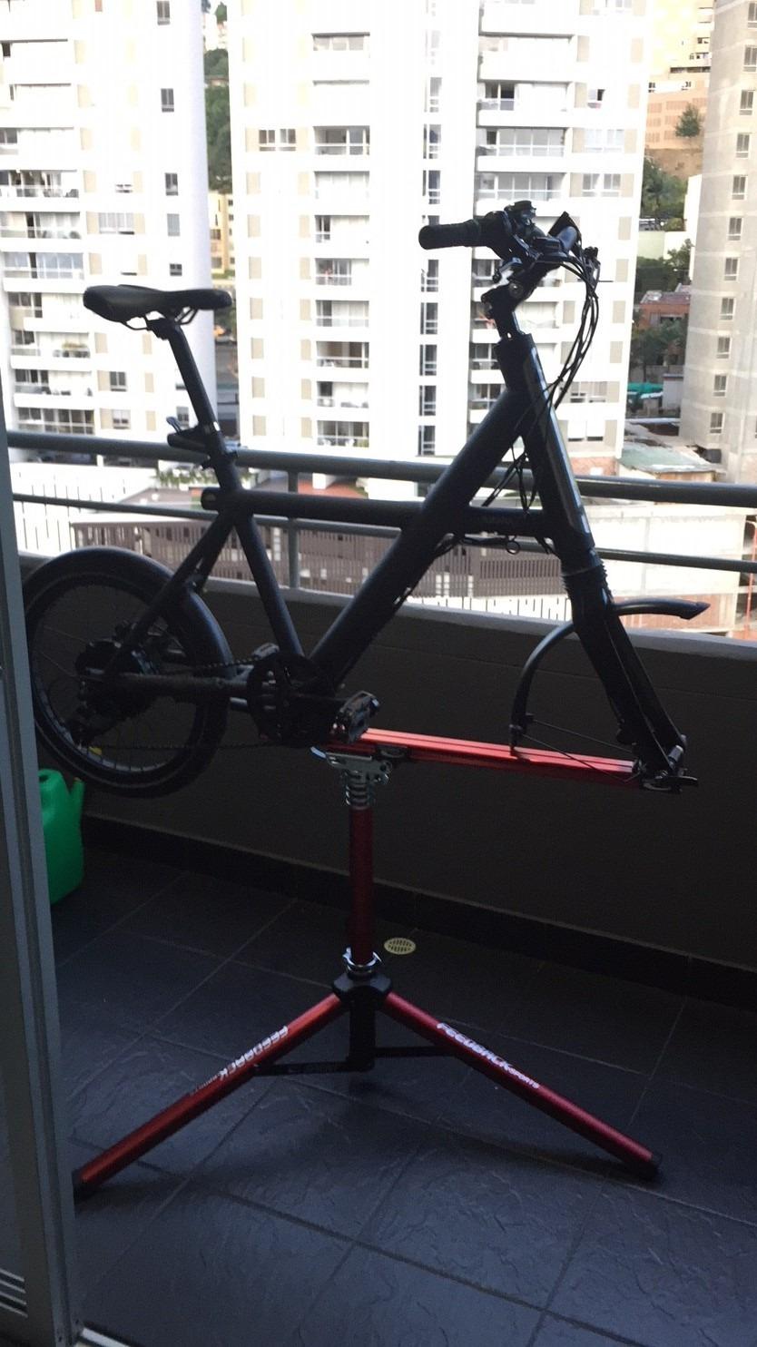 Feedback Sports Sprint Bike Repair Stand, Compact Bike Workstand, Red customer photo 2