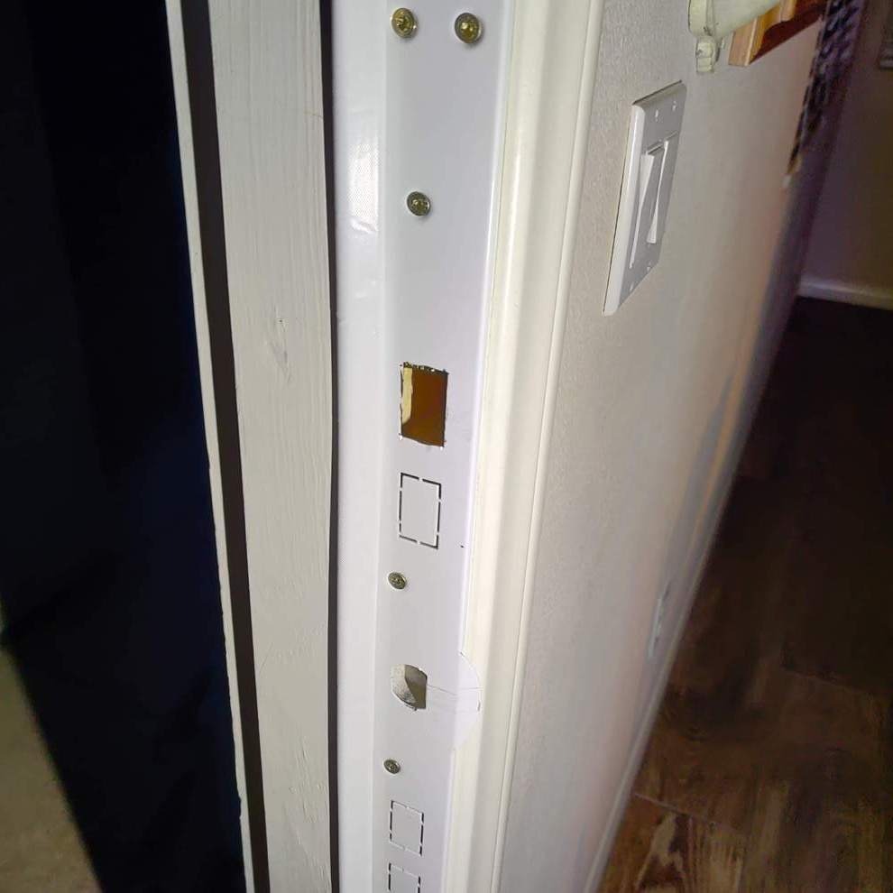 Prime-Line U 11026 Jamb Repair and Reinforcement Kit, 59-1/2 In. Installed, Steel Construction, White (1 Kit) customer photo 2