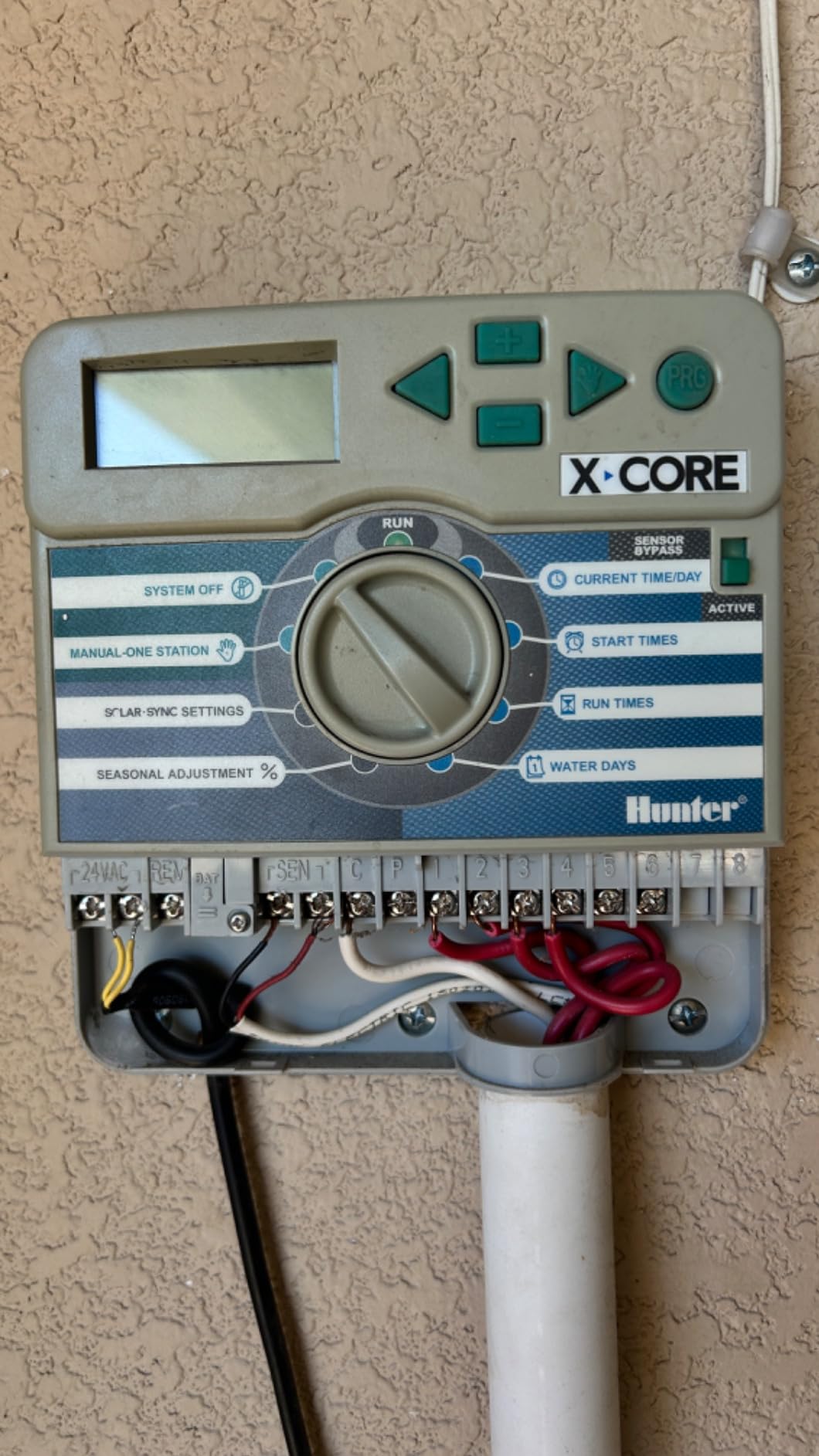 Hunter X-Core 6 Zone Sprinkler Timer, Indoor/Outdoor Sprinkler Controller | 6 station irrigation controller with seasonal adjustment, memory backup, manual controls, and no WiFi needed customer photo 1