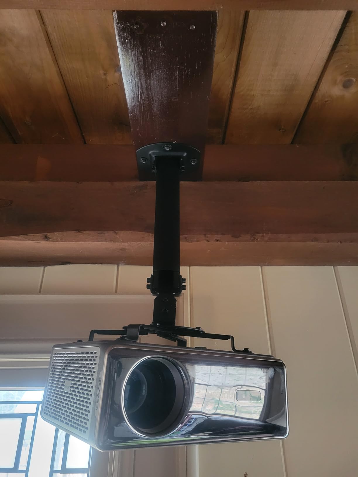 VIVO Universal Extending Ceiling Projector Mount, Height Adjustable Projection, White, MOUNT-VP02W customer photo 2