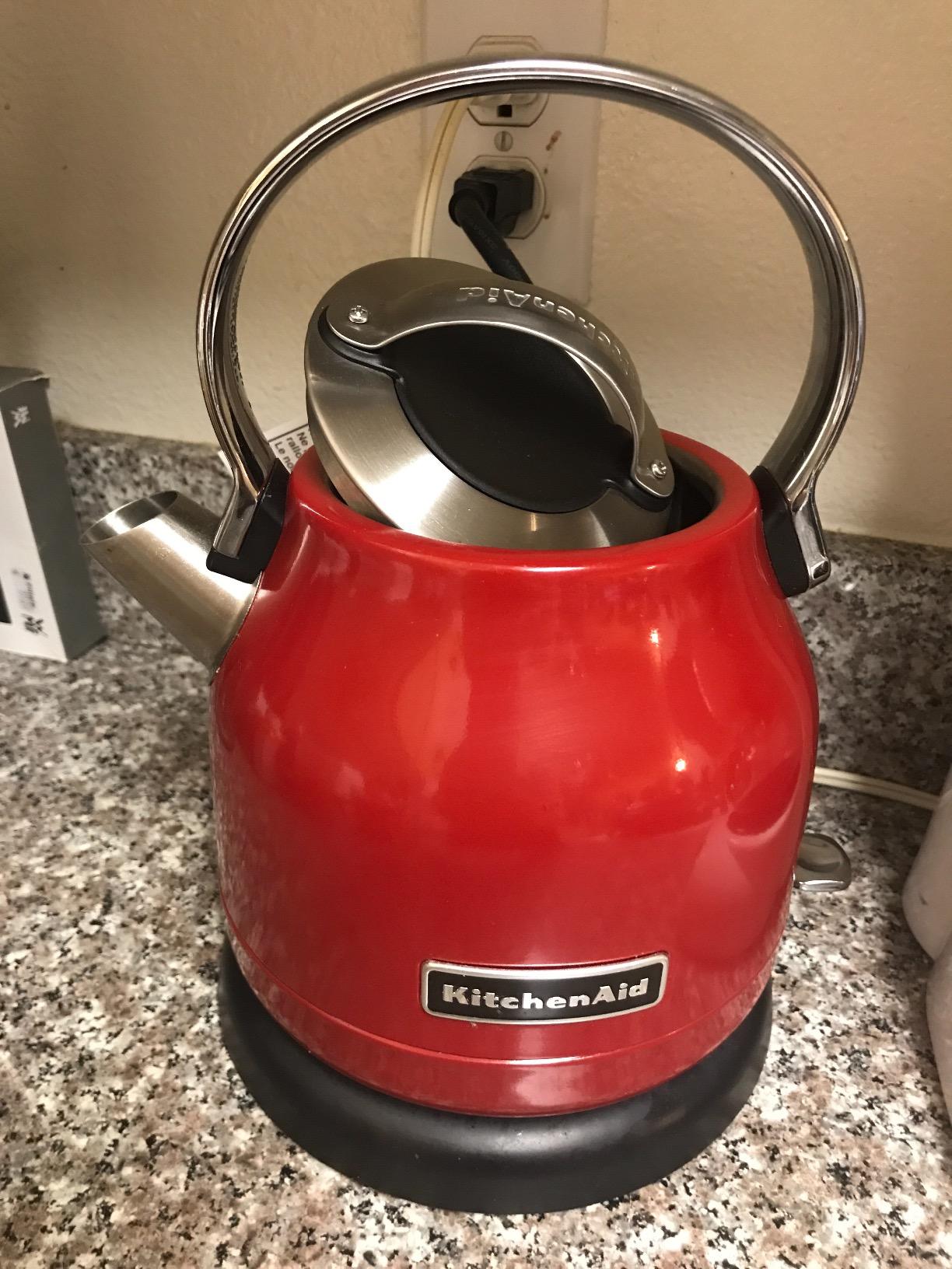 KitchenAid 1.25L Electric Kettle KEK1222, Pistachio | Removable Lid for Easy Filling, Stainless Steel Design, Convenient Pouring Spout, Compact Design customer photo 2