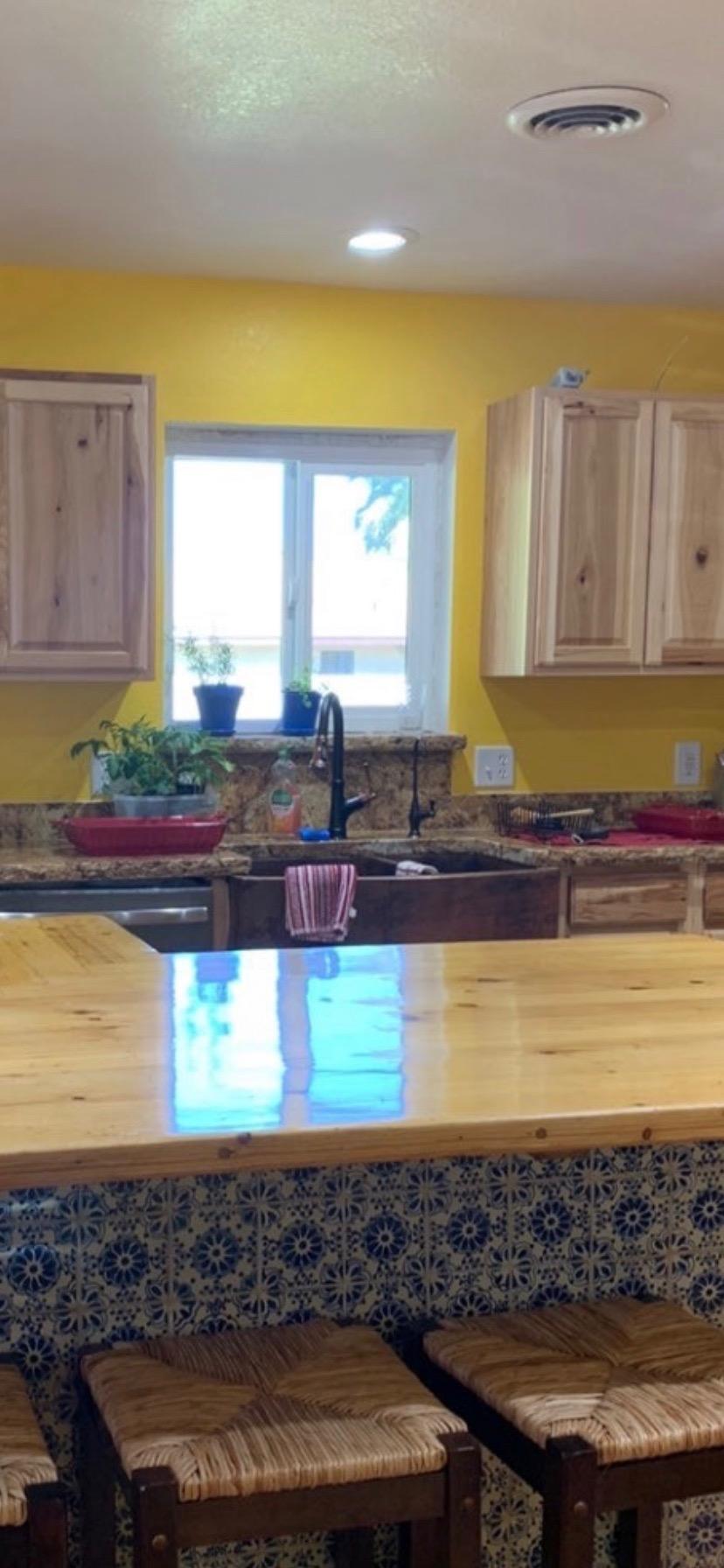 Rounded Apron Front Farmhouse Kitchen Double Bowl Mexican Copper Sink 60/40 33X22 Inches customer photo 2
