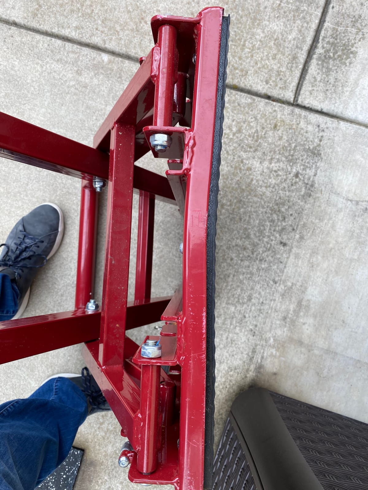 Adjustable Steel Plyometric Box, 12/16/20/24 Inch Height Settings, Heavy-Duty Plyo Jump Box customer photo 1