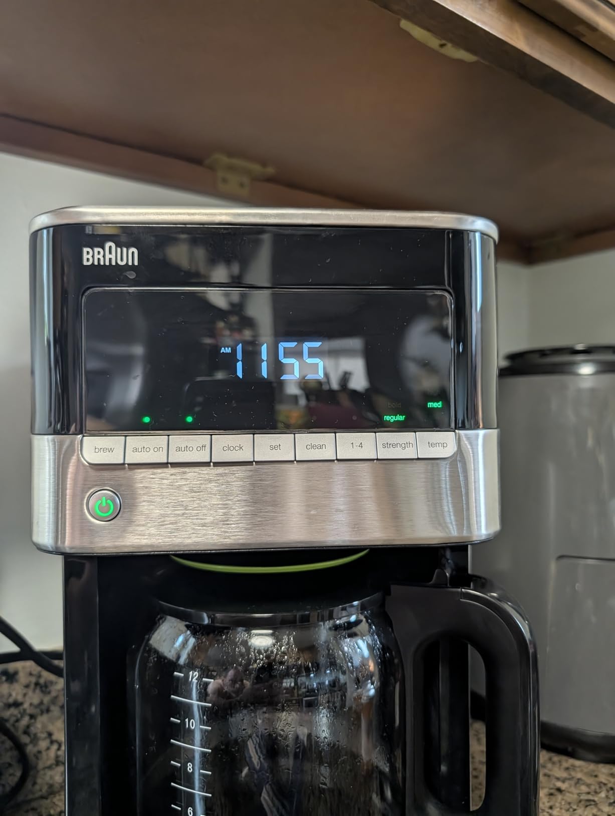 Braun BrewSense 12-Cup Drip Coffee Maker w/ 24 Hour Timer, 2 Brew Styles | Smart Cleaning Features, Anti-Drip System, 1-4 Cup Sizing, Bold and Regular Strength Brewing, 24 Hour Programmable Timer customer photo 2