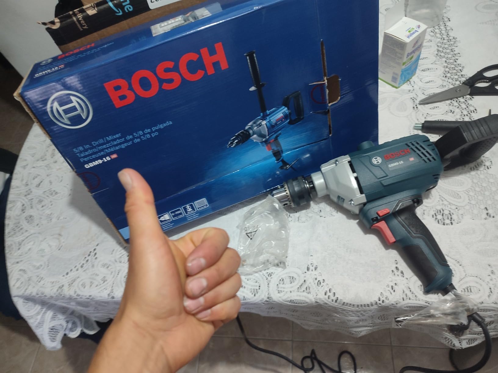 BOSCH Bosch GBM9-16 9 Amp 5/8 Inch Mixer with D-Handle, 5 Inch by 8 Inch | Variable-speed mixing, 5 x 8 grip for control customer photo 2