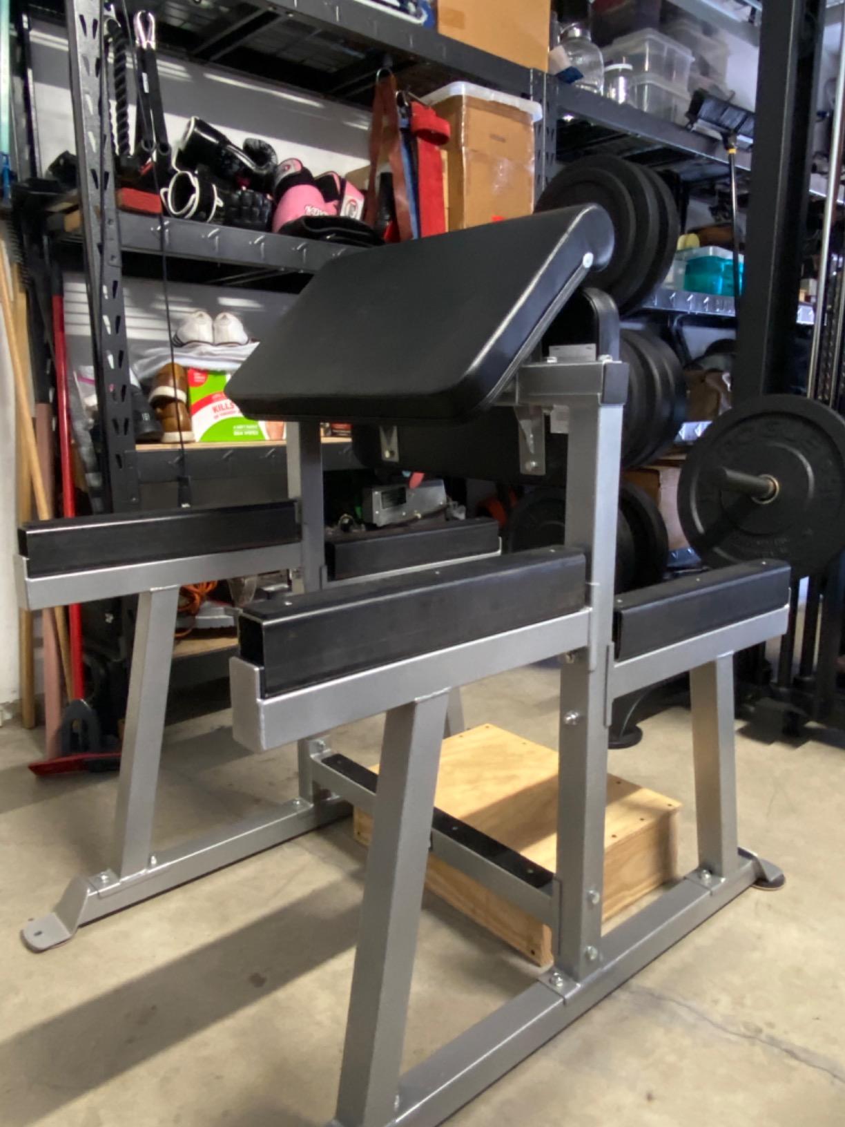 Valor Fitness Preacher Curl Bench - Adjustable Curling Machines Sit or Stand for Upper Body Home Gym Biceps Workout customer photo 2