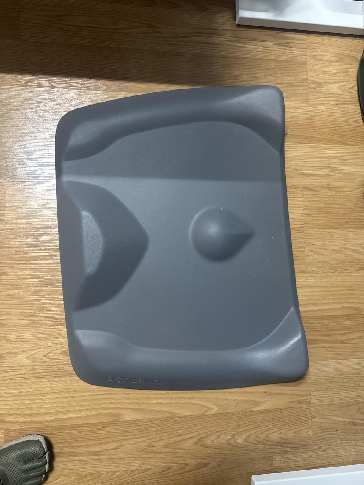 Ergodriven Topo Mini Not-Flat Anti-Fatigue Standing Desk Mat, Obsidian Black customer photo 1