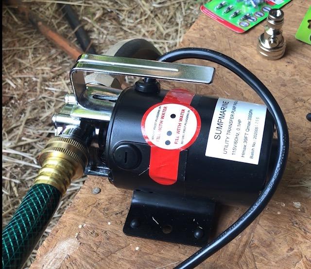 SumpMarine Water Transfer Pump, 115V 330 Gallon Per Hour - Portable Electric Pump with 6' Hose Kit, Remove Water From Pools, Rain Barrel, Aquariums customer photo 2