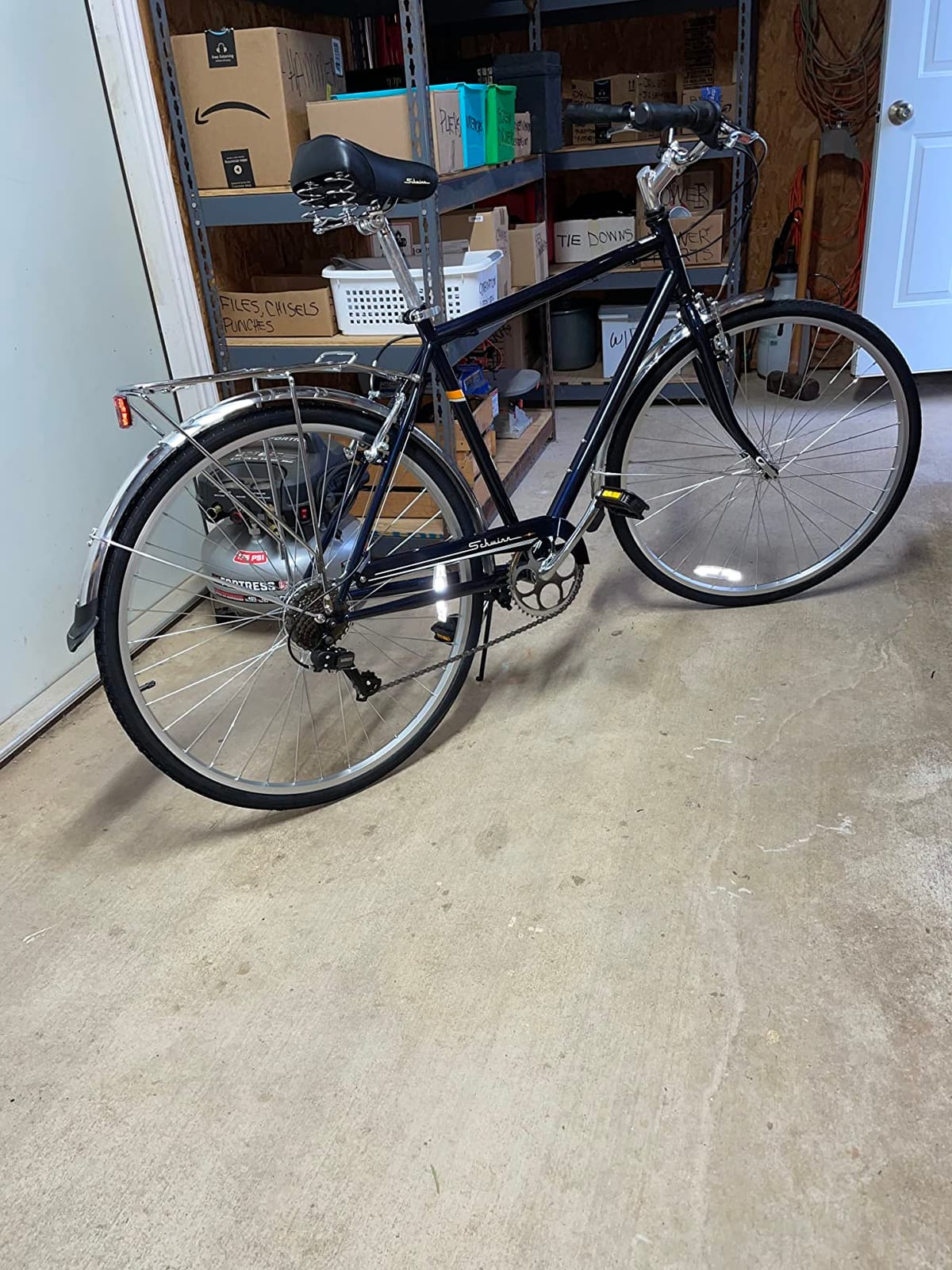 Schwinn Wayfarer Hybrid Bike, 700c Mens and Womens Bike, 7-Speed Hybrid Bicycle, Retro Steel Frame customer photo 2