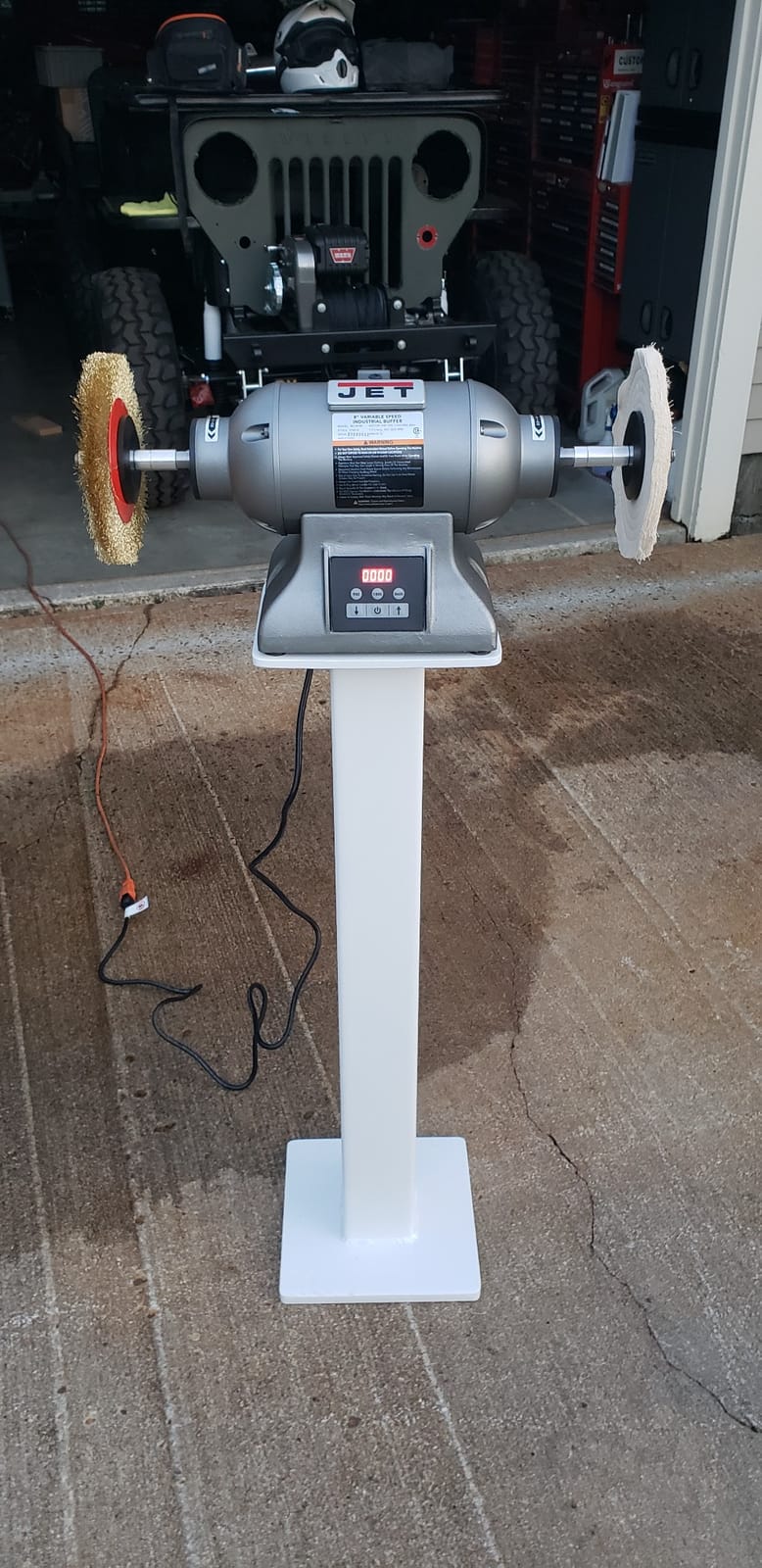 JET 8-Inch Industrial Bench Buffer, Variable Speed, 1 HP, 115/230V 1Ph (IBG-8VSB) customer photo 1