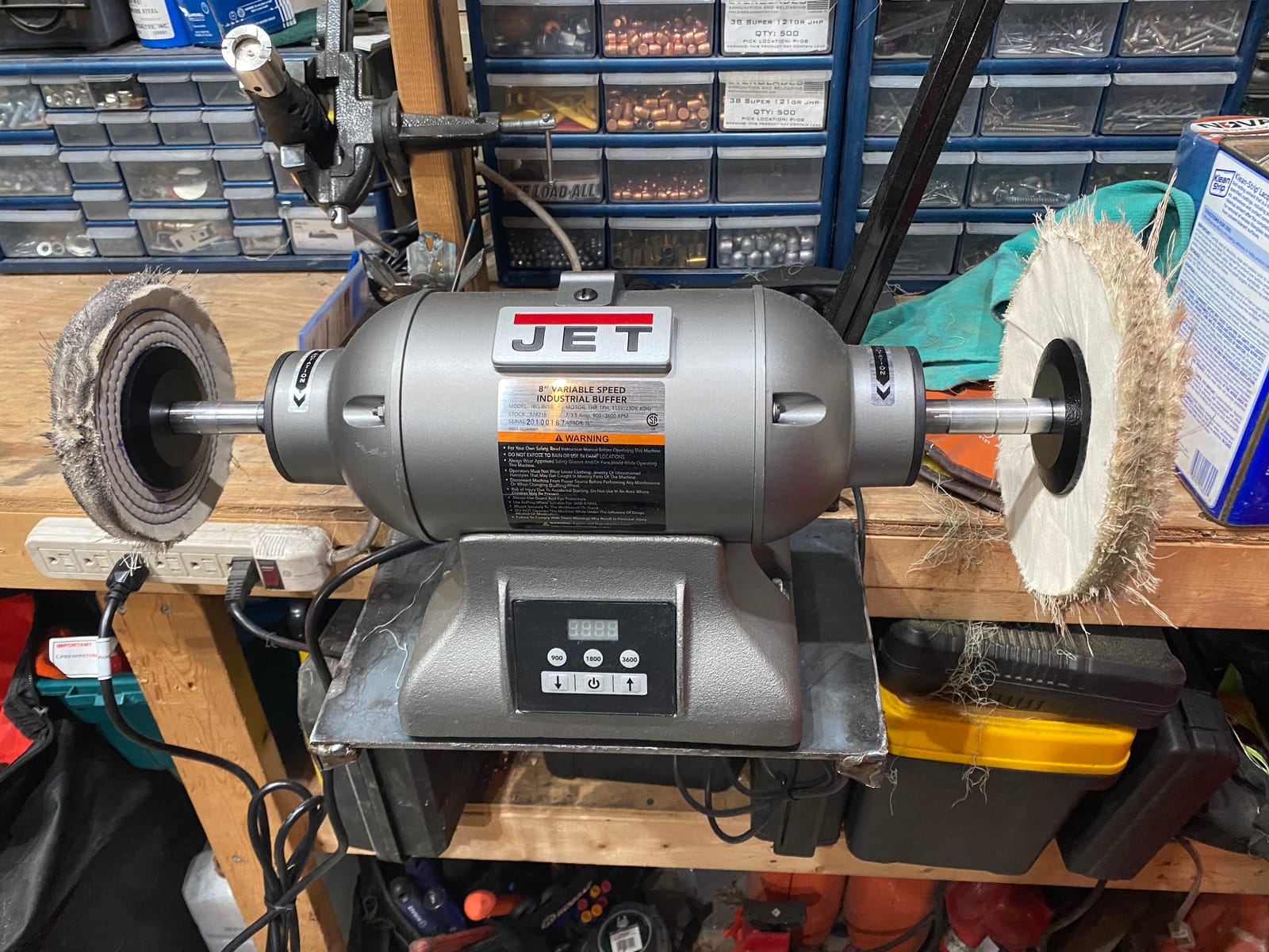 JET 8-Inch Industrial Bench Buffer, Variable Speed, 1 HP, 115/230V 1Ph (IBG-8VSB) customer photo 2