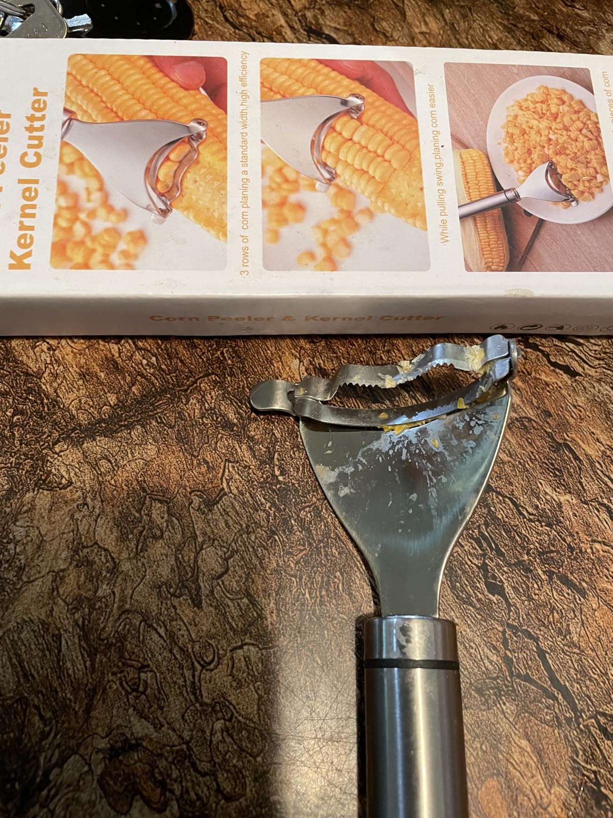 Corn Peeler, Corn stripper for corn on the cob remover tool, Stainless steel multifunctional Kitchen Grips Corn planer Cob Cutter kernels, with Hand Protect customer photo 2