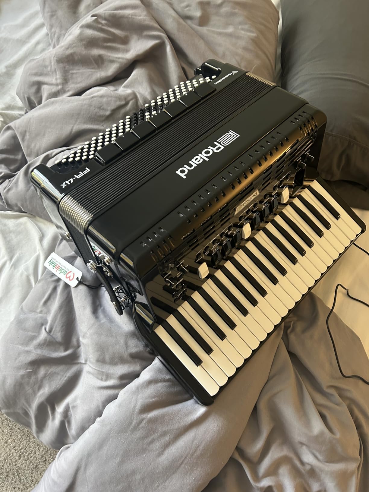 Roland FR-4x Piano-type V-Accordion - Black customer photo 1