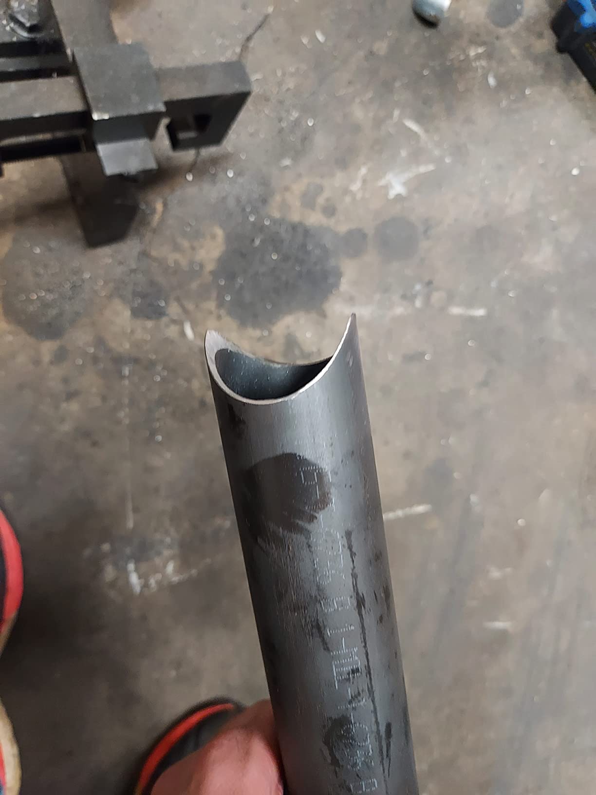 Pipe Notcher Industrial Professional Pipe & Tube Notcher Punch an Press Tool for 0-50 Degree Angle, Heavy Duty: Handles 3/4