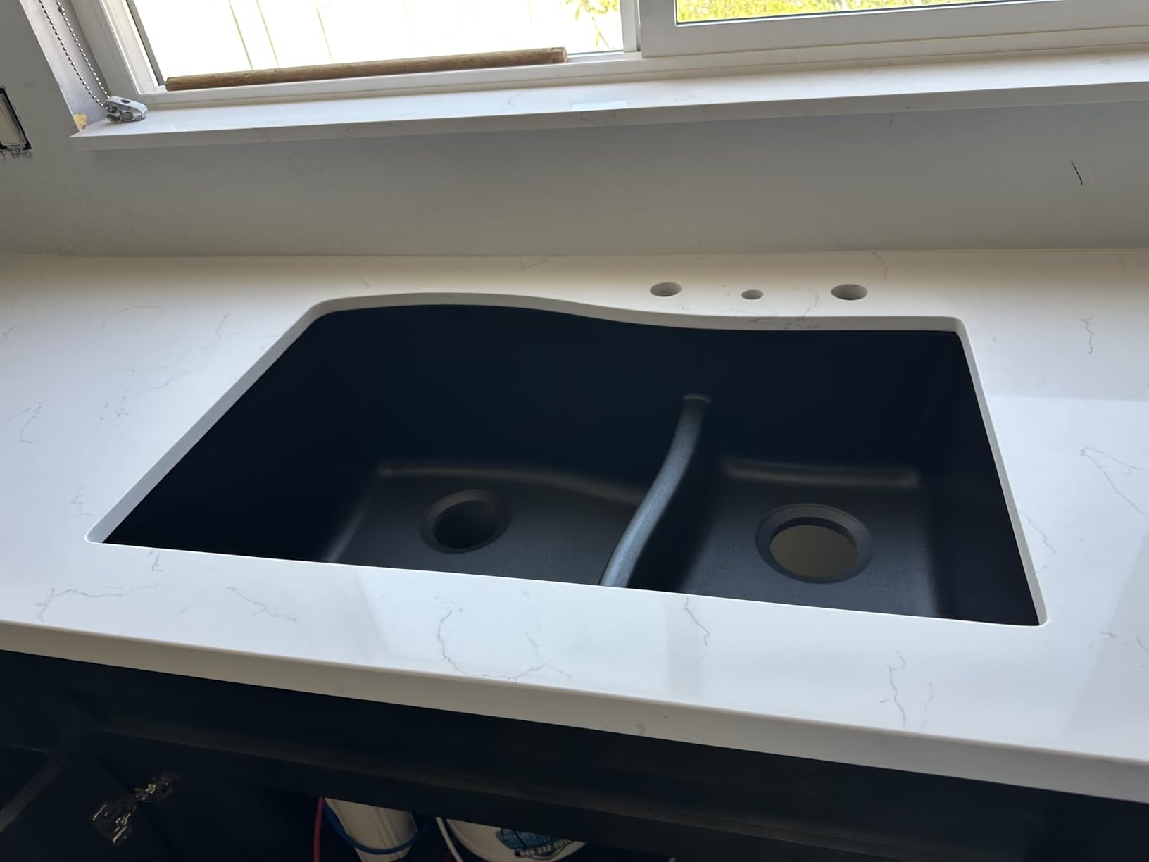 KRAUS Quarza 33-inch Drop-In/Undermount 60/40 Double Bowl Granite Kitchen Sink in White, KGD-442WHITE customer photo 1