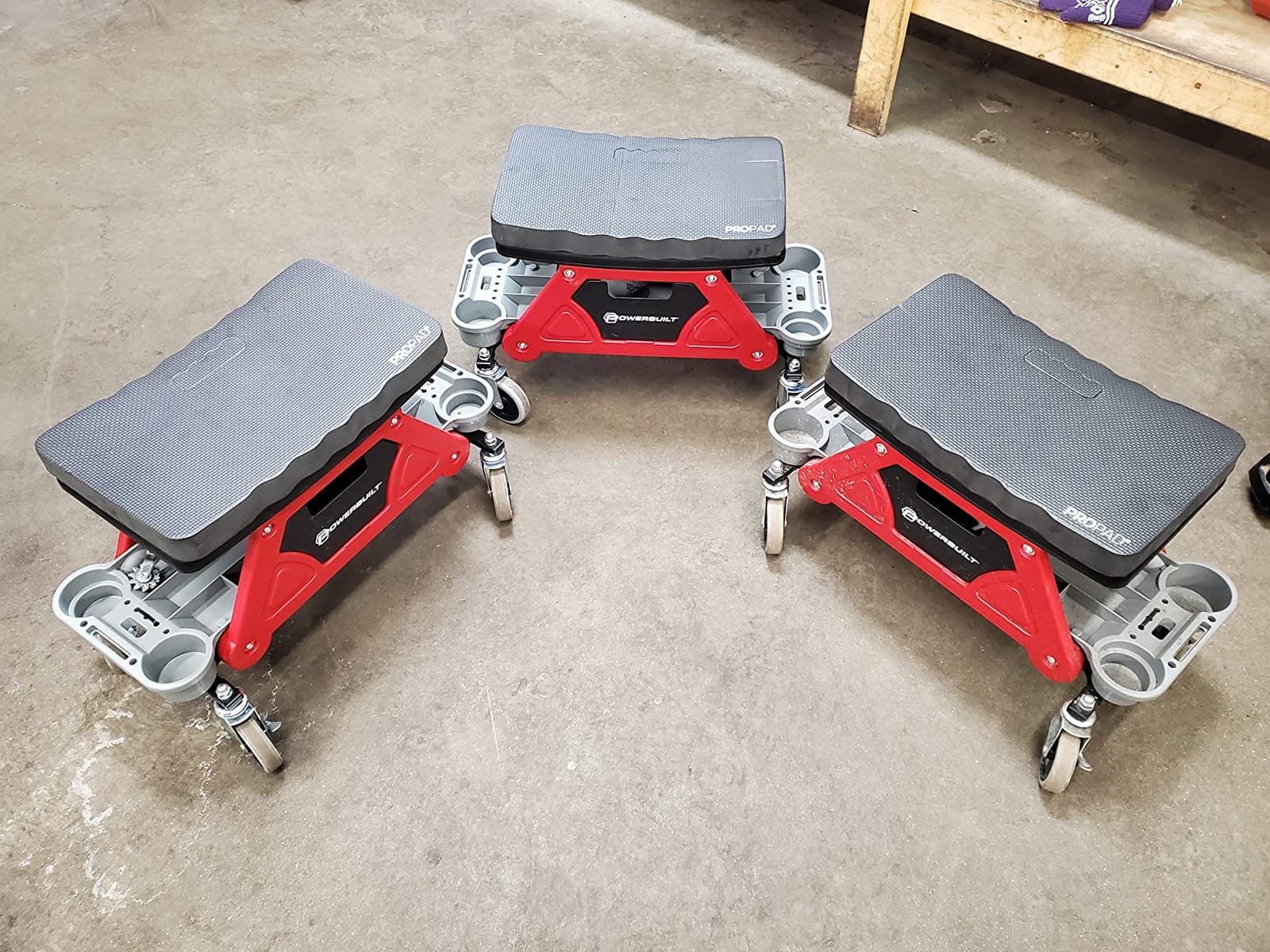 Powerbuilt Heavy Duty Roller Mechanics Seat and Brake Stool with 4-in. Rubber Swivel Casters Roll Over Anything, Big Seating Platform, Slide Out Tool Trays and Drawer 300 lb. Capacity – 240036 customer photo 2