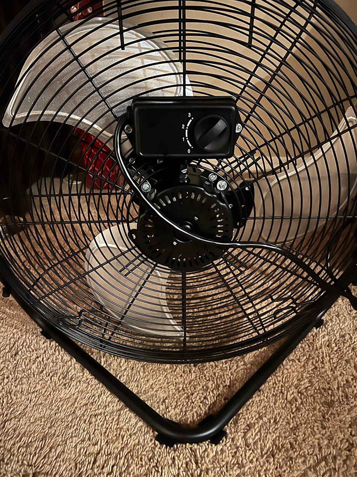 iLIVING 20 Inch Heavy Duty Floor & Wall Mount Fan - 5750 CFM High Velocity, 120-Watt, 3-Speed, Industrial Cooling for Garage, Workshop, Office, Home - UL Listed, Black customer photo 2