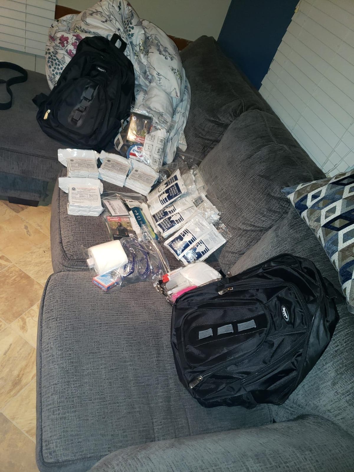 Essentials Complete Deluxe Survival Kit 2 & 4 Person | Bug-Out-Bag | Emergency Go Bag Kit for Wildfires, Hurricanes, and Other Natural Disasters customer photo 1