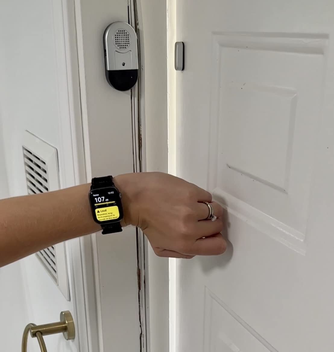 Door Window Alarm Sensors, 5 Pack, 125dB, Volume Control | 125dB wireless sensors alert when doors or windows open, with adjustable volume, easy installation and long battery life customer photo 1