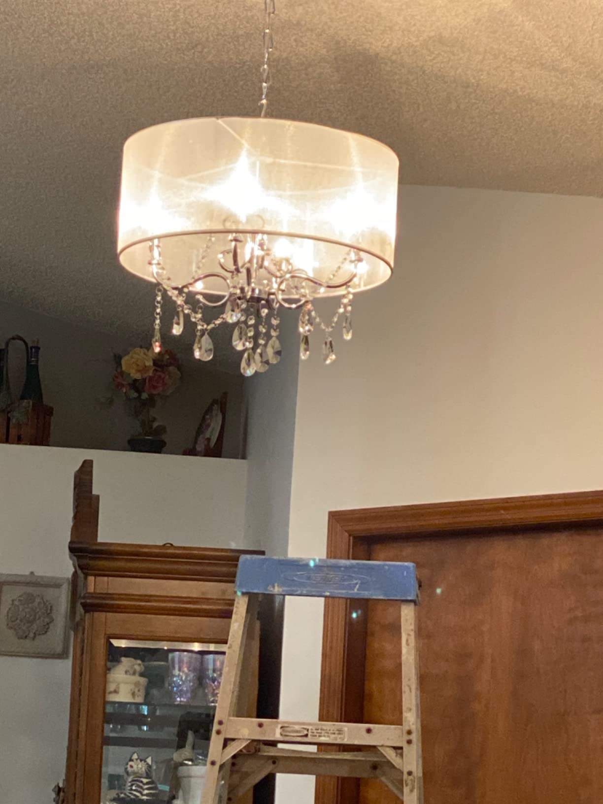 Bestier Modern Elegant Crystal Pendant Drum Chandelier 4 Light Chrome Lighting Fixture LED Ceiling Light Dia 19 in x H 18 in customer photo 2