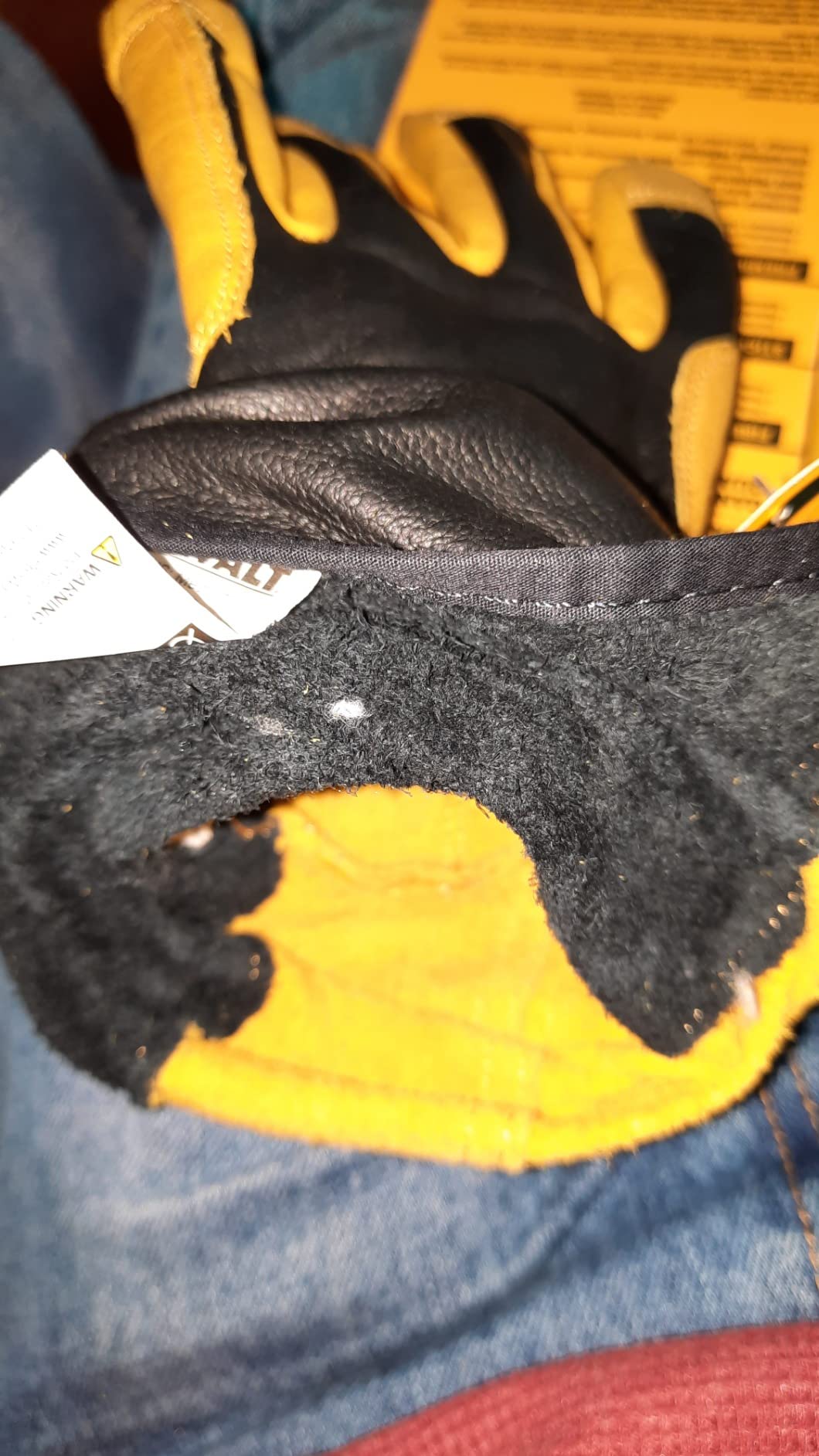 DEWALT Premium Leather Welding Gloves, Fire/Heat Resistant, Gauntlet-Style Cuff, Elastic Wrist customer photo 1