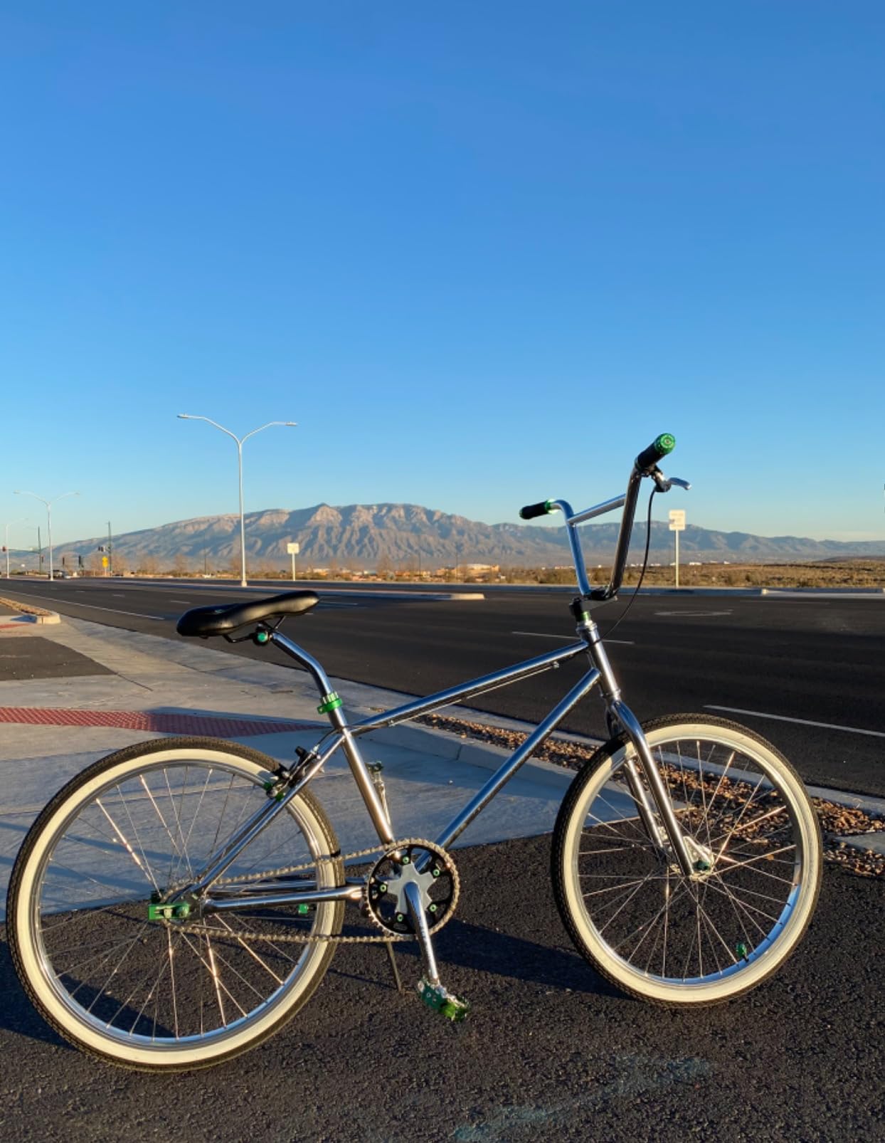 Schwinn Sting Pro and Predator Team BMX Bike for Kids/Youth, Retro Design, Single-Speed, Hi-Ten Steel Frame, 20 or 24-Inch Wheels, Multiple Colors customer photo 1
