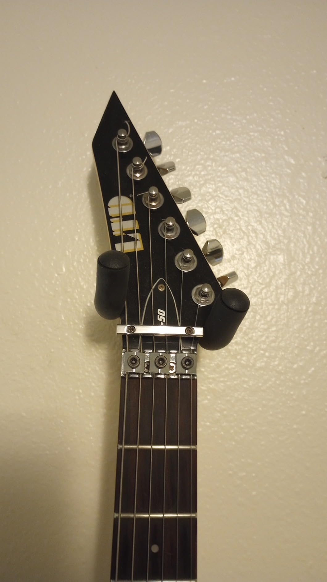 WOGOD Guitar Wall Mount Hangers Hook Holder Stand (1Pack-Black) customer photo 2