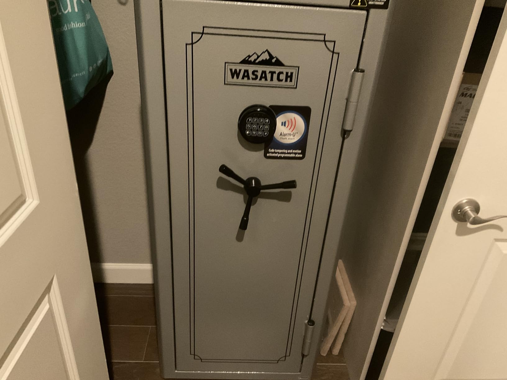 24-Gun Fireproof and Waterproof Safe with Electronic Lock, Gray (24EGW) customer photo 2