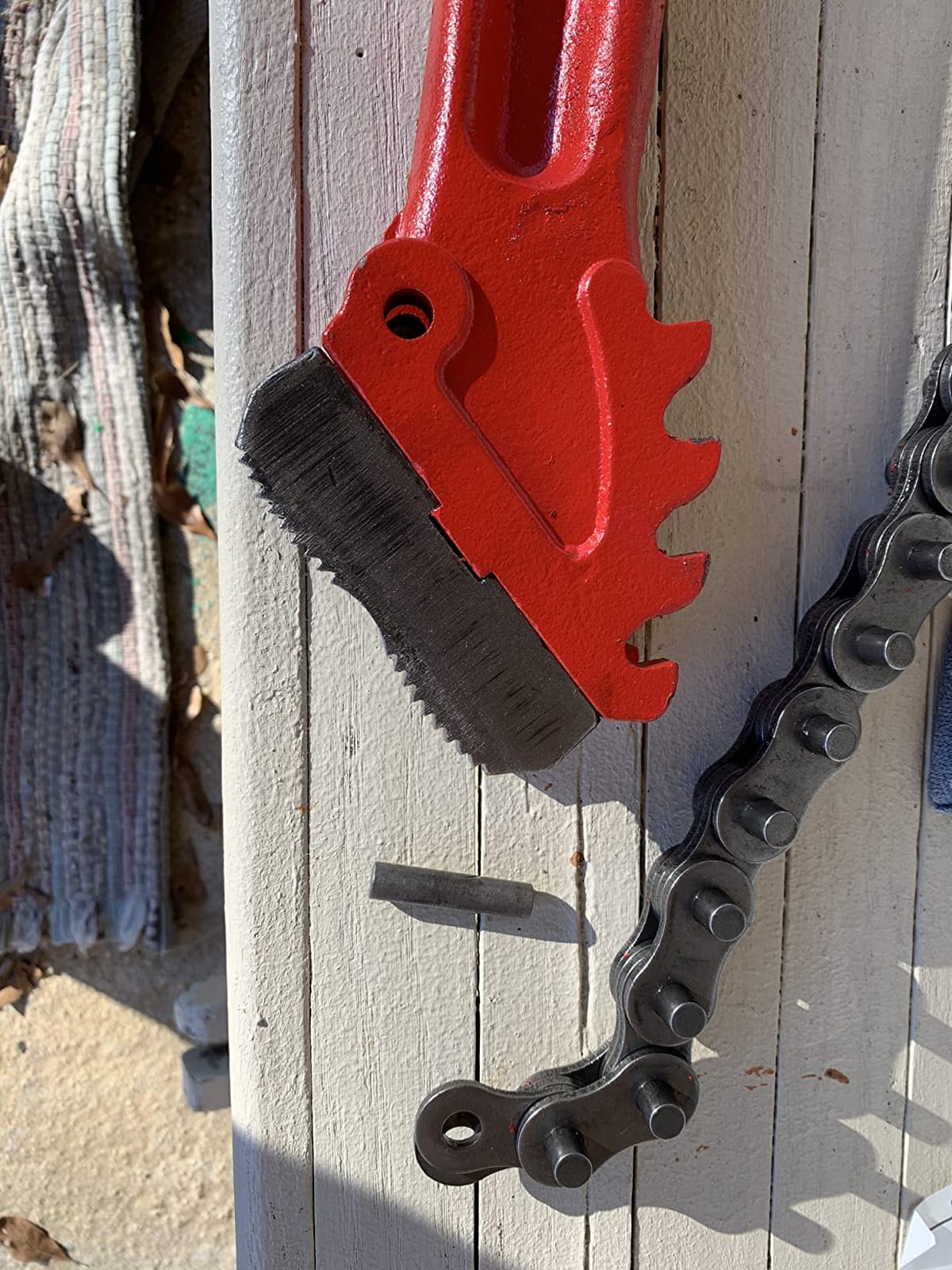 Mophorn Heavy Duty Oil Filter Chain Wrench, 36 inch, Double-Jaw & Anti-Skip Teeth, Ergonomic Handle, Rustproof Chain 30 inch customer photo 2