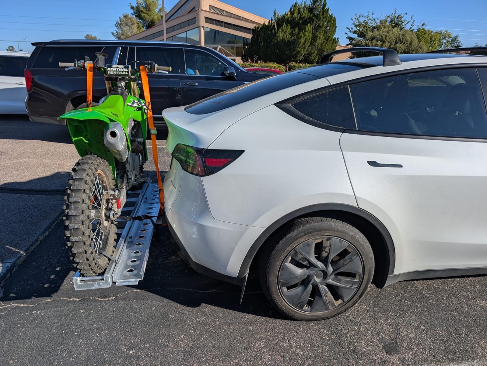 Black Widow Aluminium Hitch-Mounted Motorcycle Carrier, Dirt Bike Rack with Extra-Long 6' Self-Storing Ramp for 2