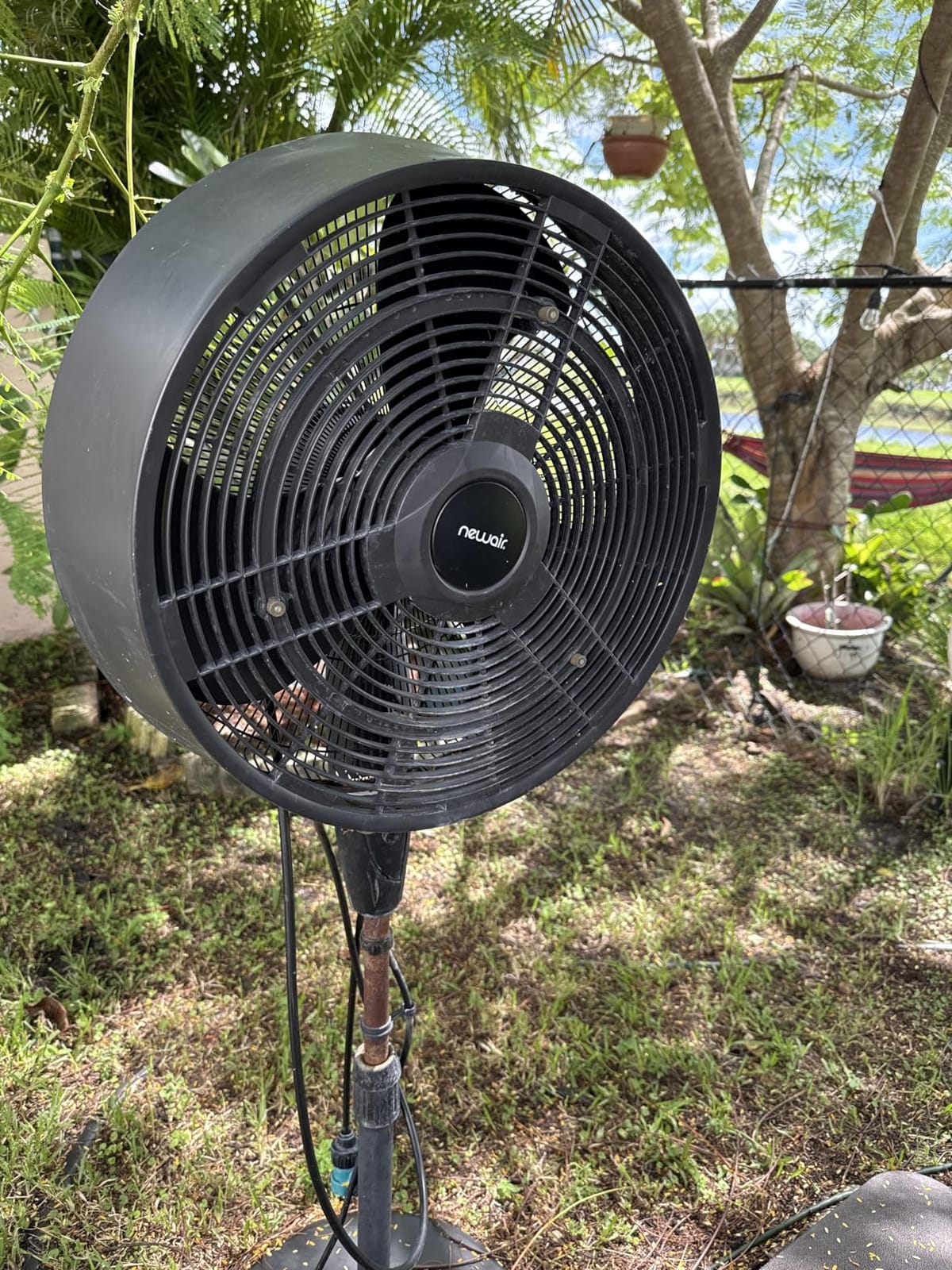 NewAir Outdoor Misting Pedestal Fan | 1,600 CFM Oscillating Patio Fan with Garden Hose Connection | 3 Speeds and Wide-Angle Cooling for Decks & Outdoor Spaces of up to 500 sq ft customer photo 2