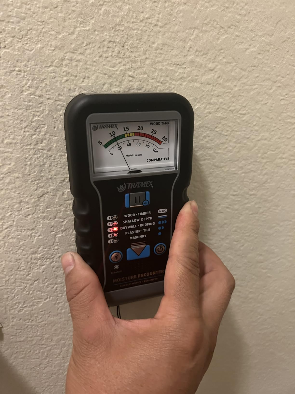 Tramex Moisture Encounter ME5 | Pinless Meter for Measuring Moisture Content in Wood, Drywall & Building Materials customer photo 2
