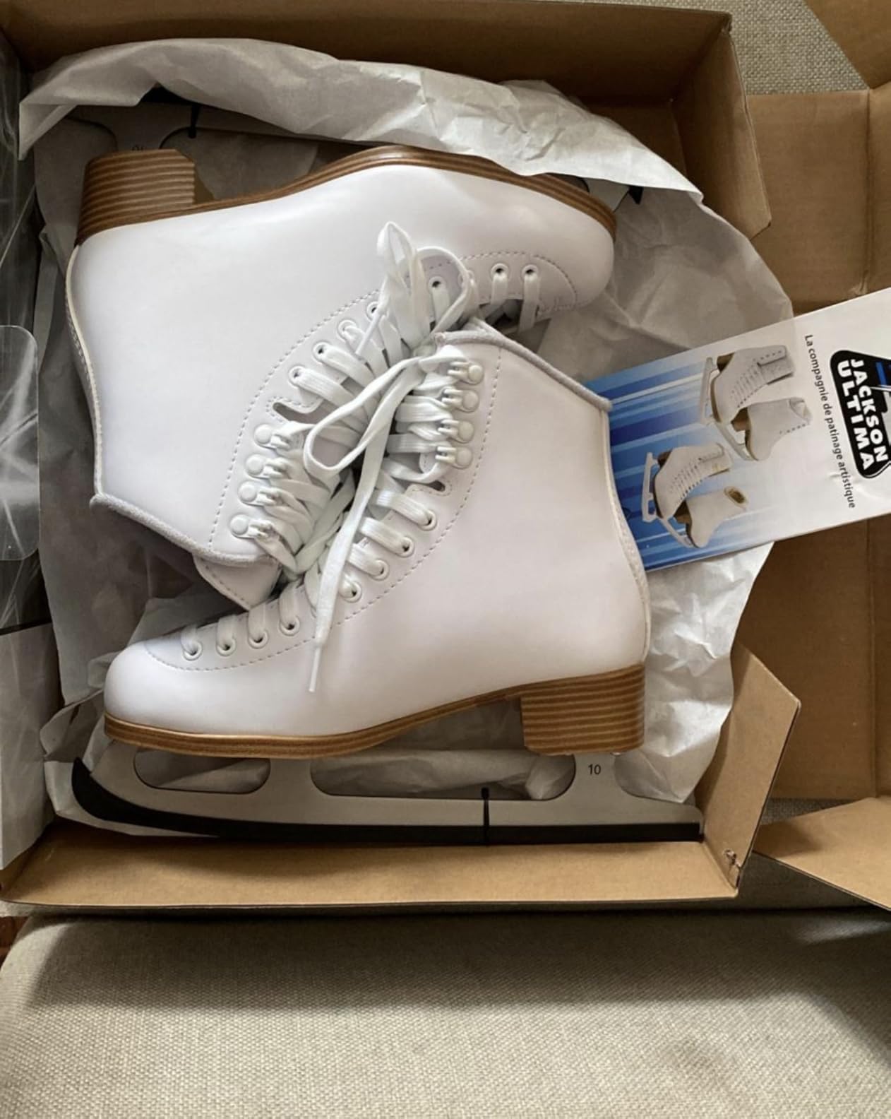 Jackson Classic 200 Womens/Girls Figure Ice Skates | Comfortable Figure Skates for Ice Skating & Recreational Figure Skating, Ice Skates for Kids/Toddler Ice Skates-Medium Width customer photo 1