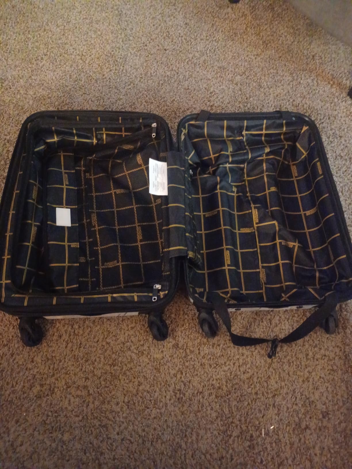 American Tourister Moonlight Hardside Expandable Luggage with Spinner Wheels, Navy, 3-Piece Set (21/24/28) customer photo 1