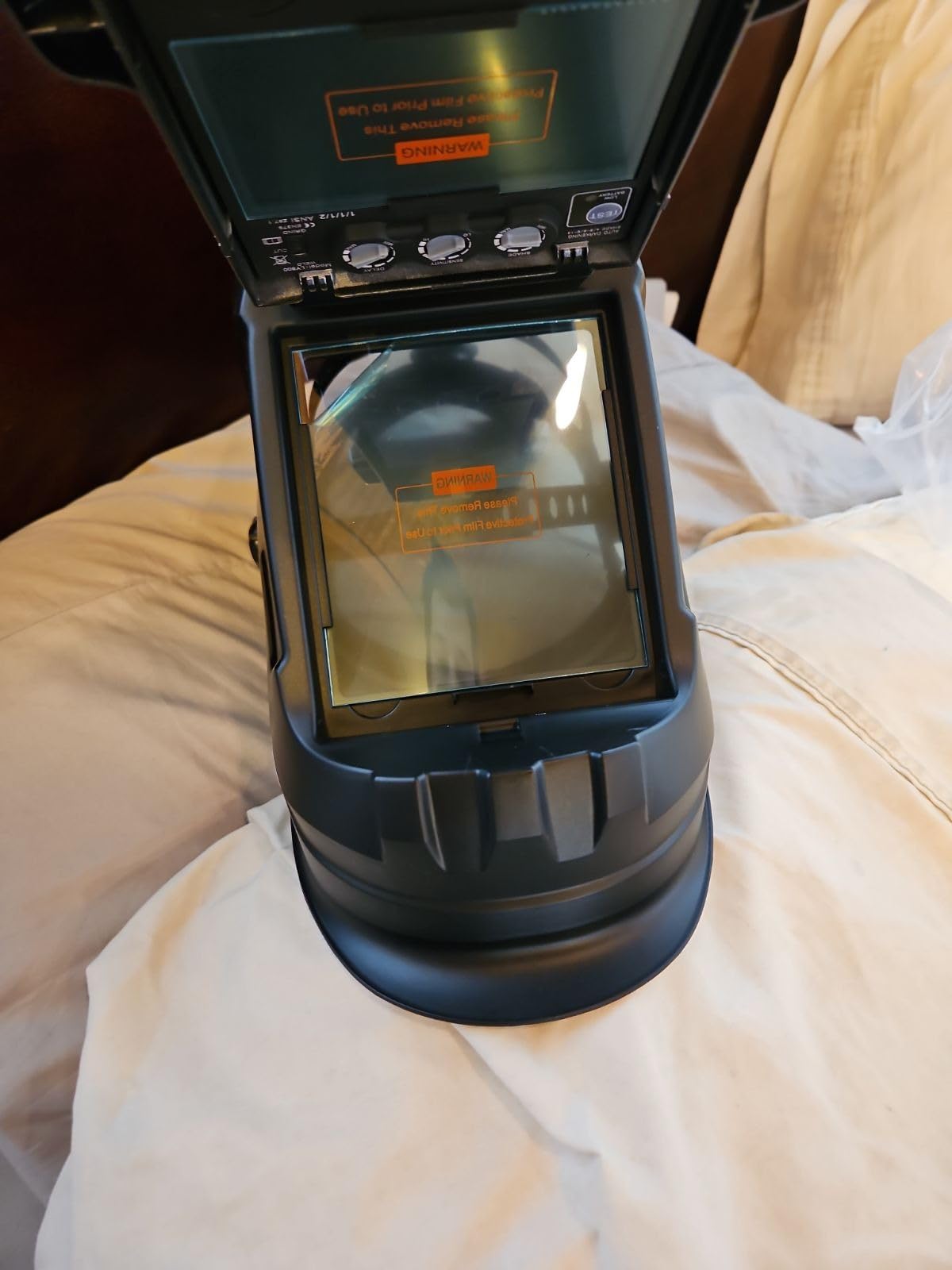 TOOLIOM True Color Auto Darkening Welding Helmet with Large View customer photo 1