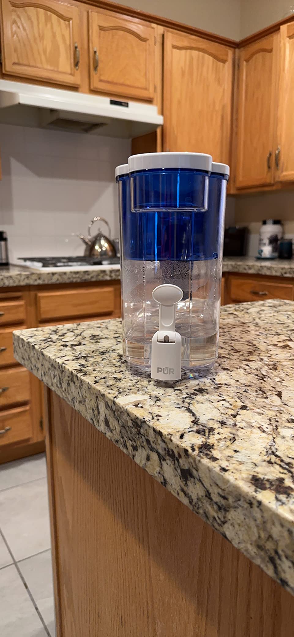 PUR 30-Cup Countertop Water Filter Dispenser, 1 Genuine PUR Filter, 2-in-1 Powerful Filtration, Lasts 2 Months or 40 Gallons, Dishwasher Safe, White/Blue (DS1800Z) customer photo 1
