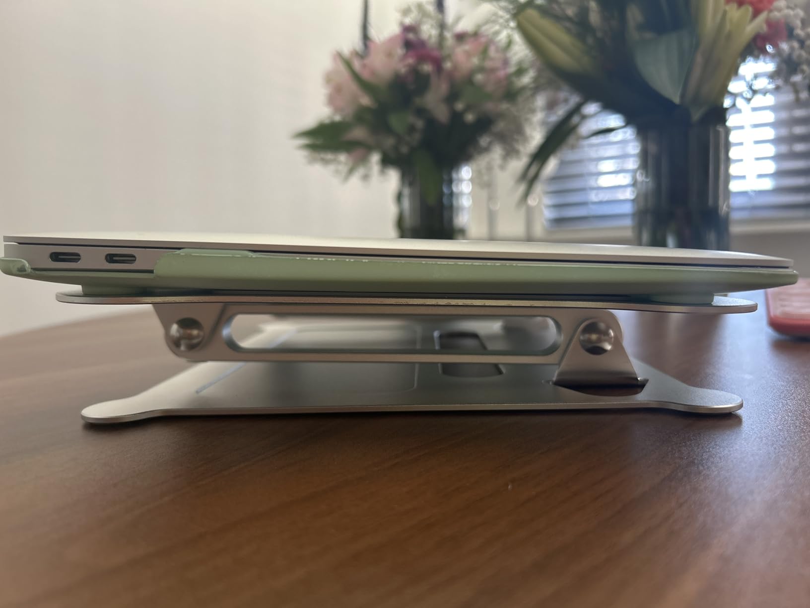 Adjustable Laptop Stand for Desk, 10-15.6