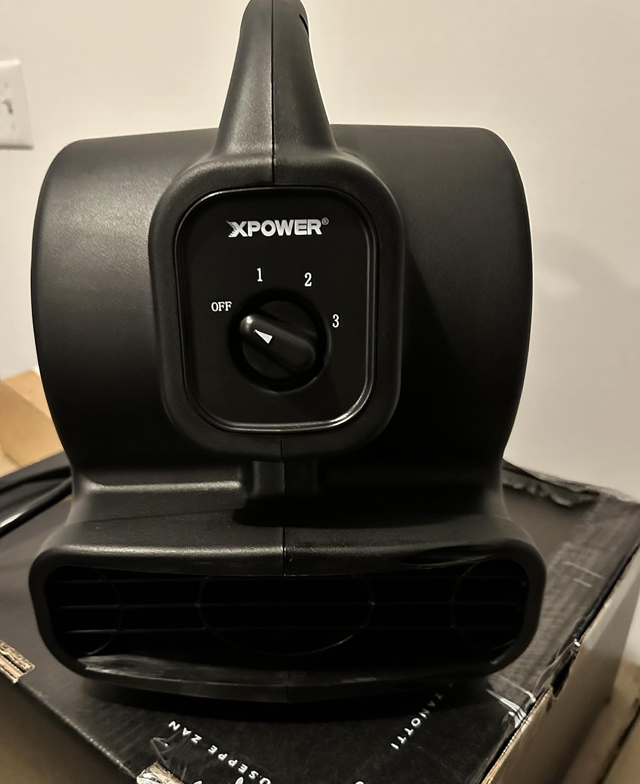 XPOWER P-80A Mini Mighty 138W 600 CFM Centrifugal Air Mover, Carpet Dryer, Floor Fan, Blower, Stackable, Daisy Chain, for Water Damage Restoration, Janitorial, Plumbing, Home Use, Black customer photo 1