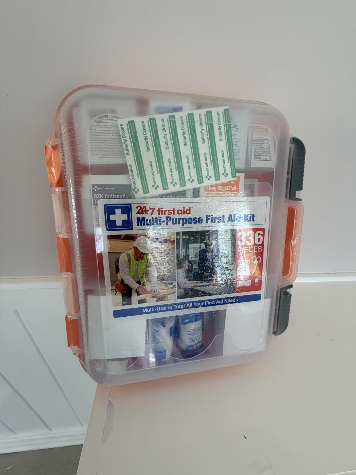 24/7 First Aid OSHA Compliant First aid Kit, All-Purpose 100-Person Emergency First Aid Kit for Business, Home, and Car in Plastic Case with Easy-Slide Latches, 336 Pieces customer photo 2