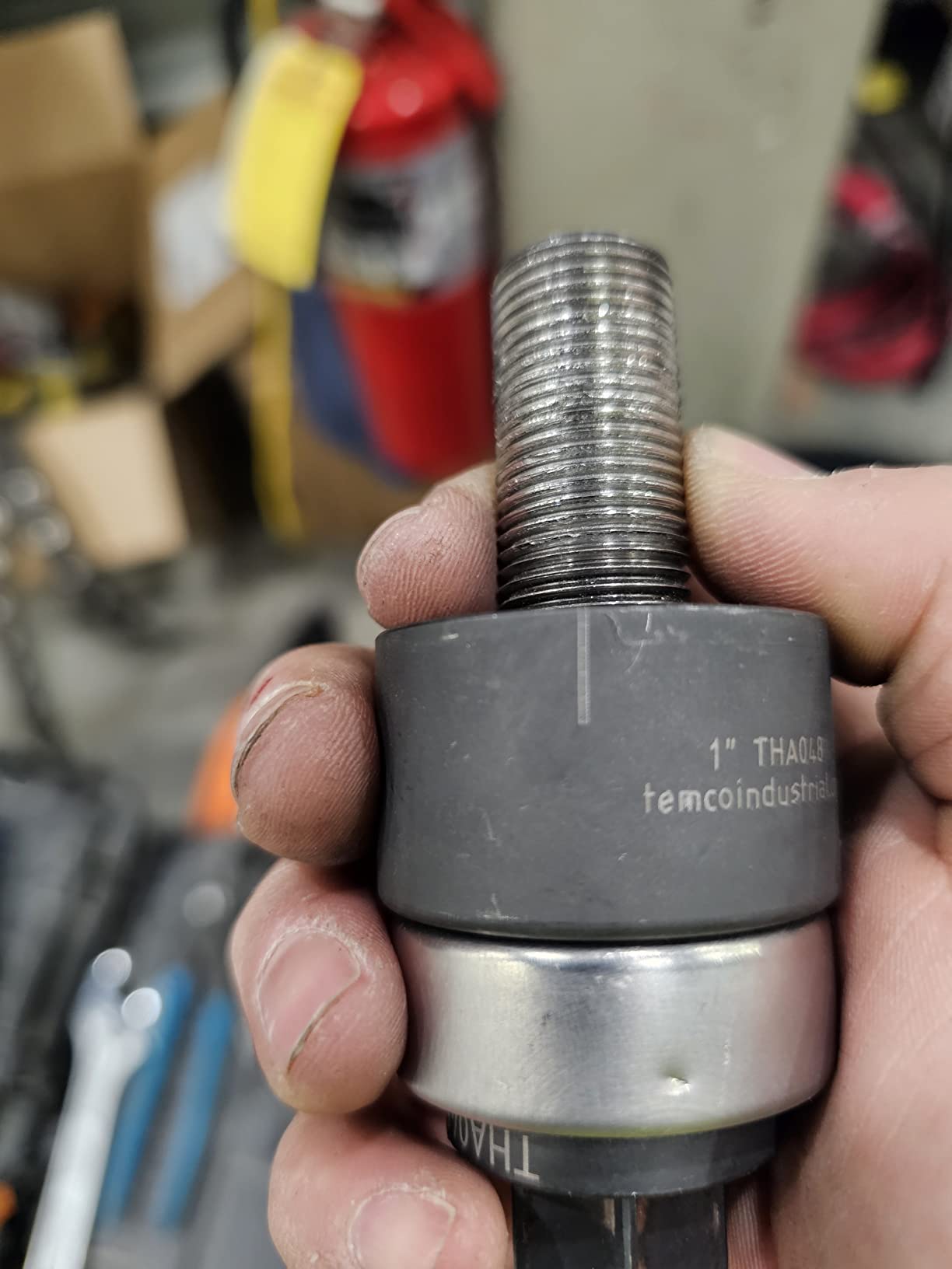 TEMCo TH0397 - Manual Knockout Punch Driver Kit for ½ inch to 1-1/4 inch Electrical Conduit Hole Sizes customer photo 1