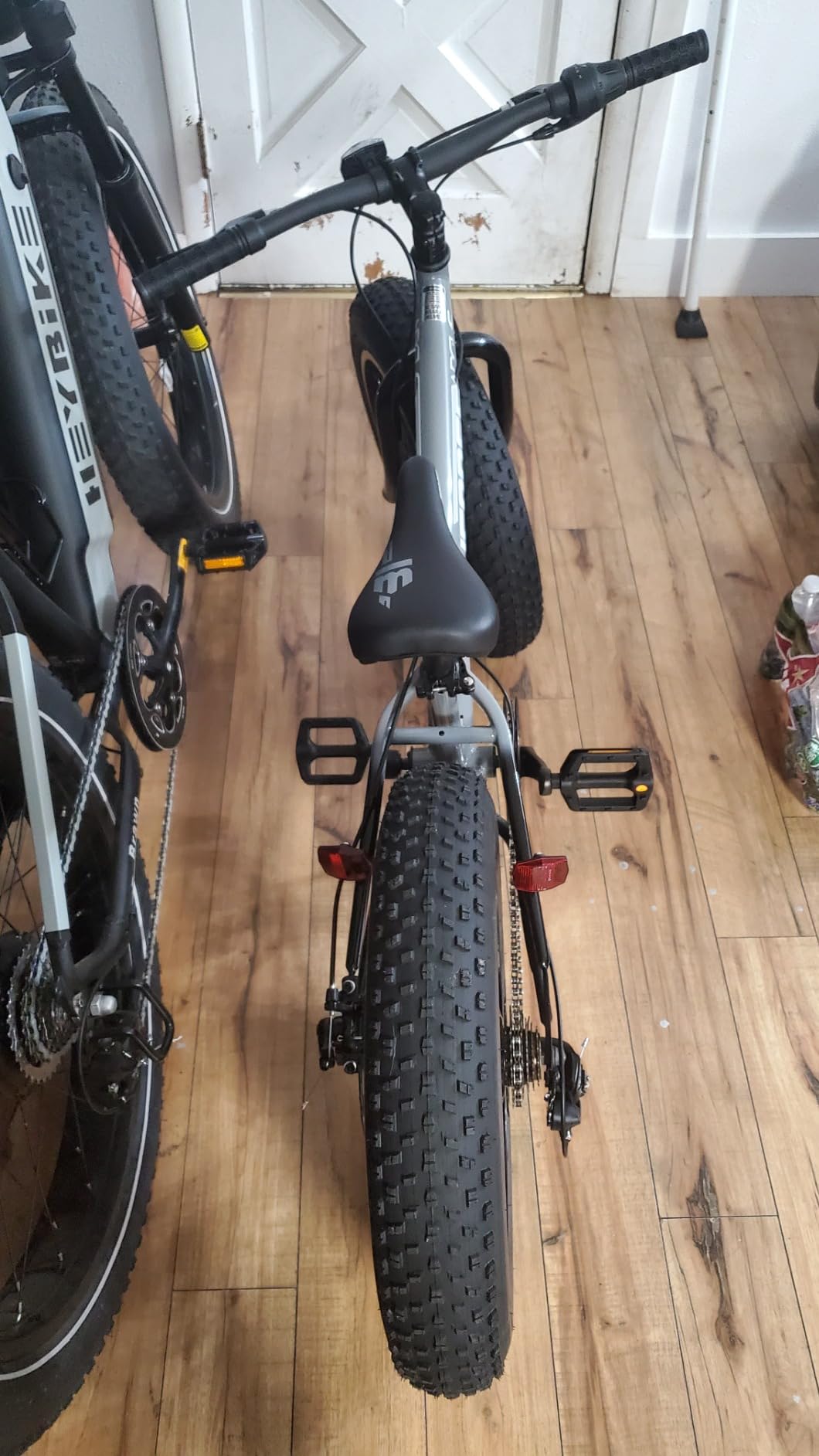 Mongoose Argus Trail or ST Fat Tire Mountain Bike, 20, 24 or 26 Inch Bike for Kids and Adults, 7 or 16 Speed, Aluminum or Steel Frame, Knobby Mountain Fat Tires, Mechanical Disc Brakes customer photo 2