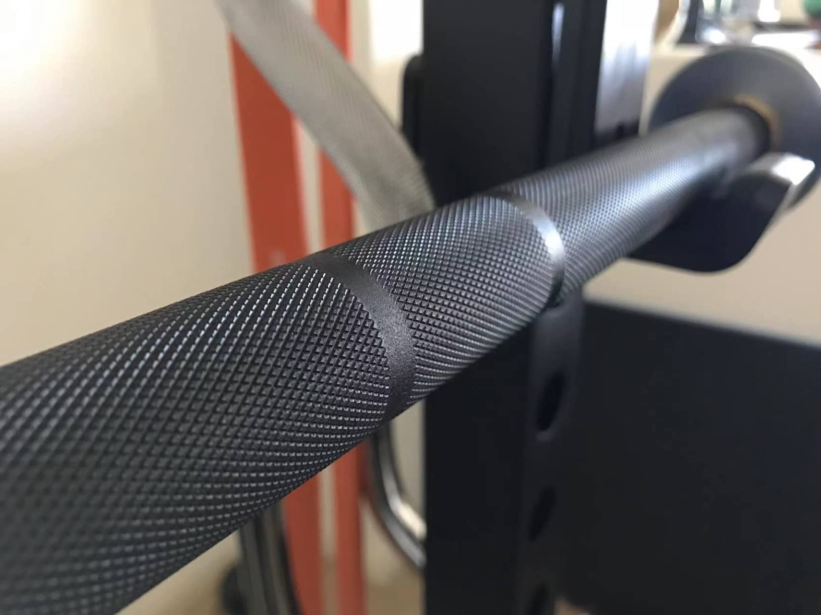 7FT Alloy Steel Olympic Barbell, 1500LB 45LB | 205,000 PSI alloy steel bar with 8 needle bearings, bushings, 1.2mm knurling, hard chrome finish customer photo 2