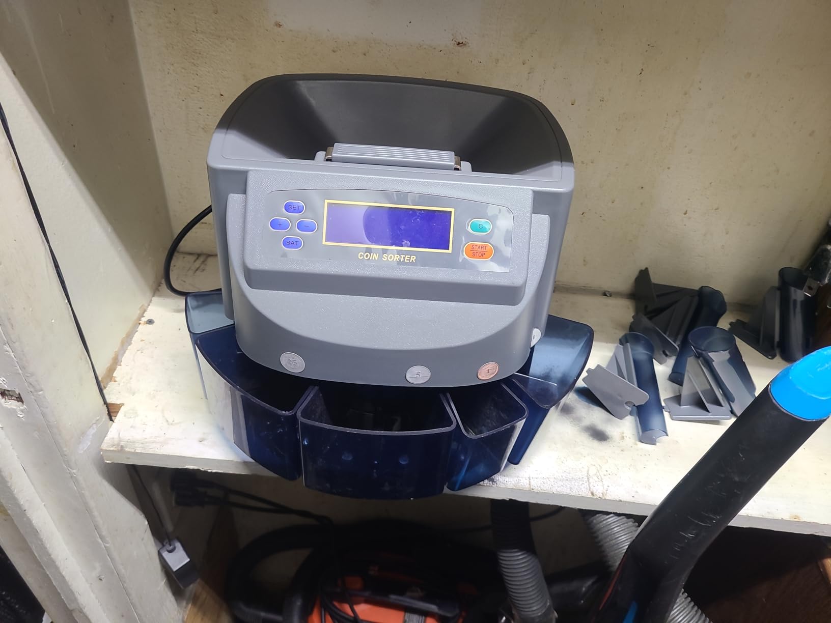 Electronic USD Coin Sorter and Counter with LCD Display, Sorts 270 Coins Per Minute into Coin Wrappers or Bins, Coin Wrapper Tubes Included by EX ELECTRONIX EXPRESS customer photo 1