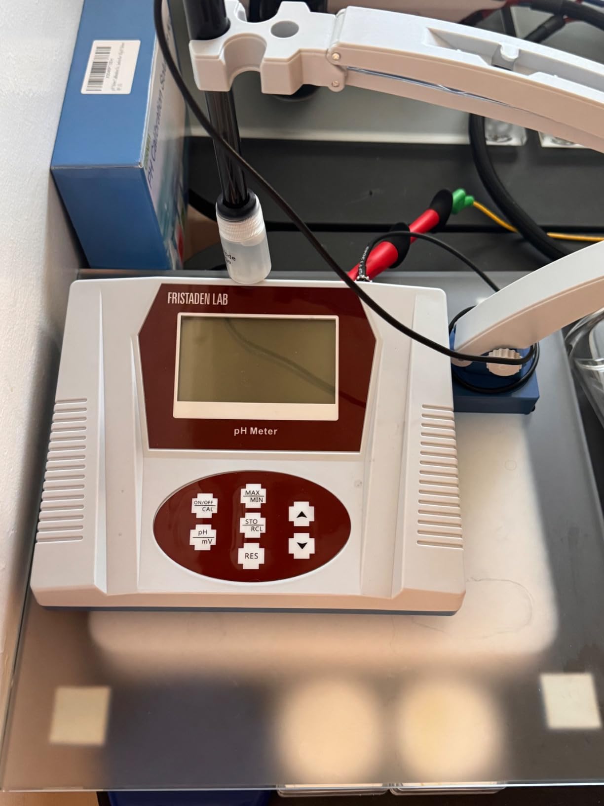 Fristaden Lab pH Meter for Water, Wine & Hydroponics | Buffers Included | Fristaden Lab Benchtop pH Meter | USA Company | (Standard Lab Electrode) customer photo 2