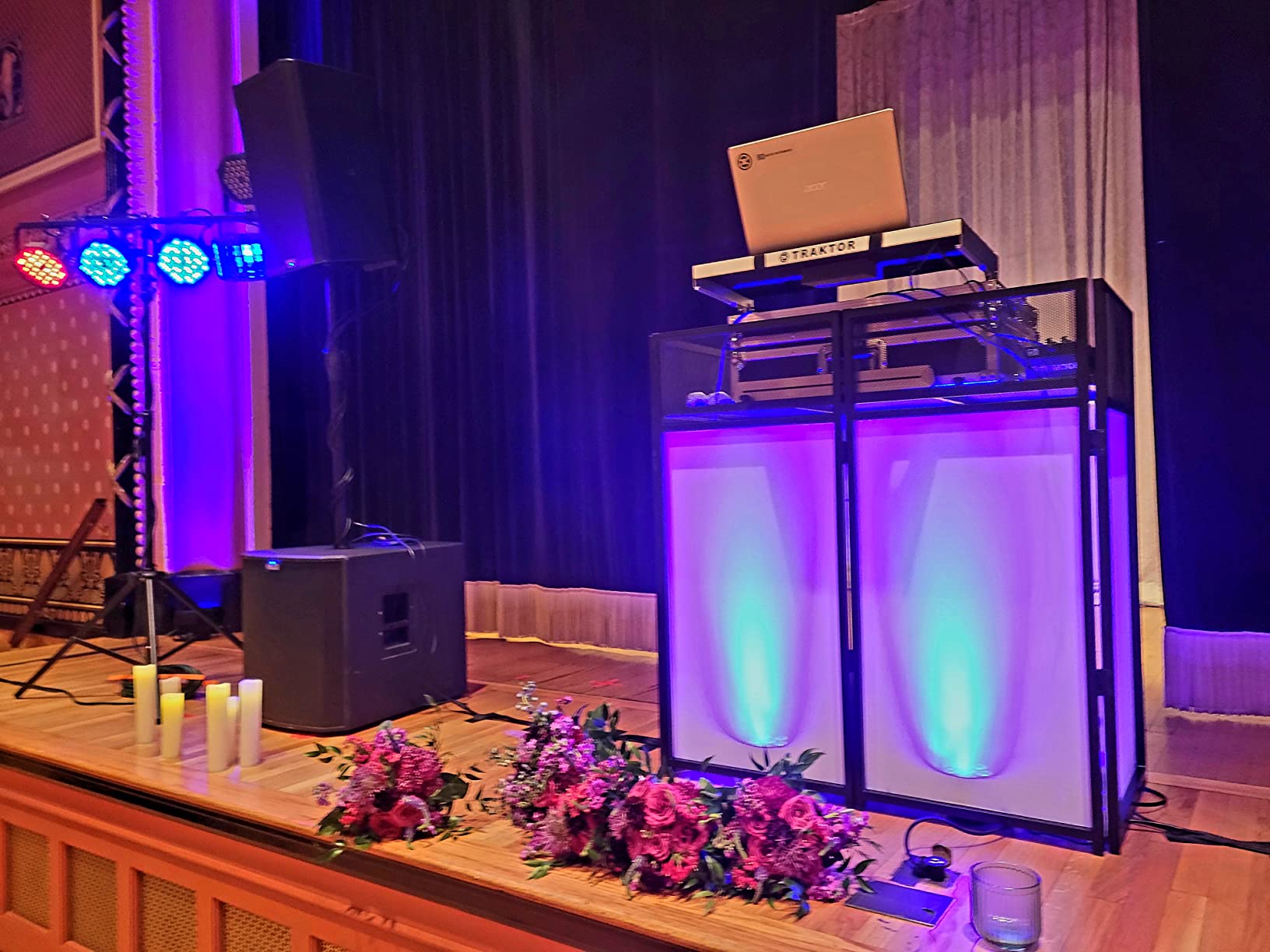 Rockville Rockbooth Black DJ Event Booth Facade with Built in Table, Bag | 8 Scrims (4 Black/4 White), Metal Frame, Foldable, Adjustable Feet, Wire Management, Fire Retardant customer photo 1