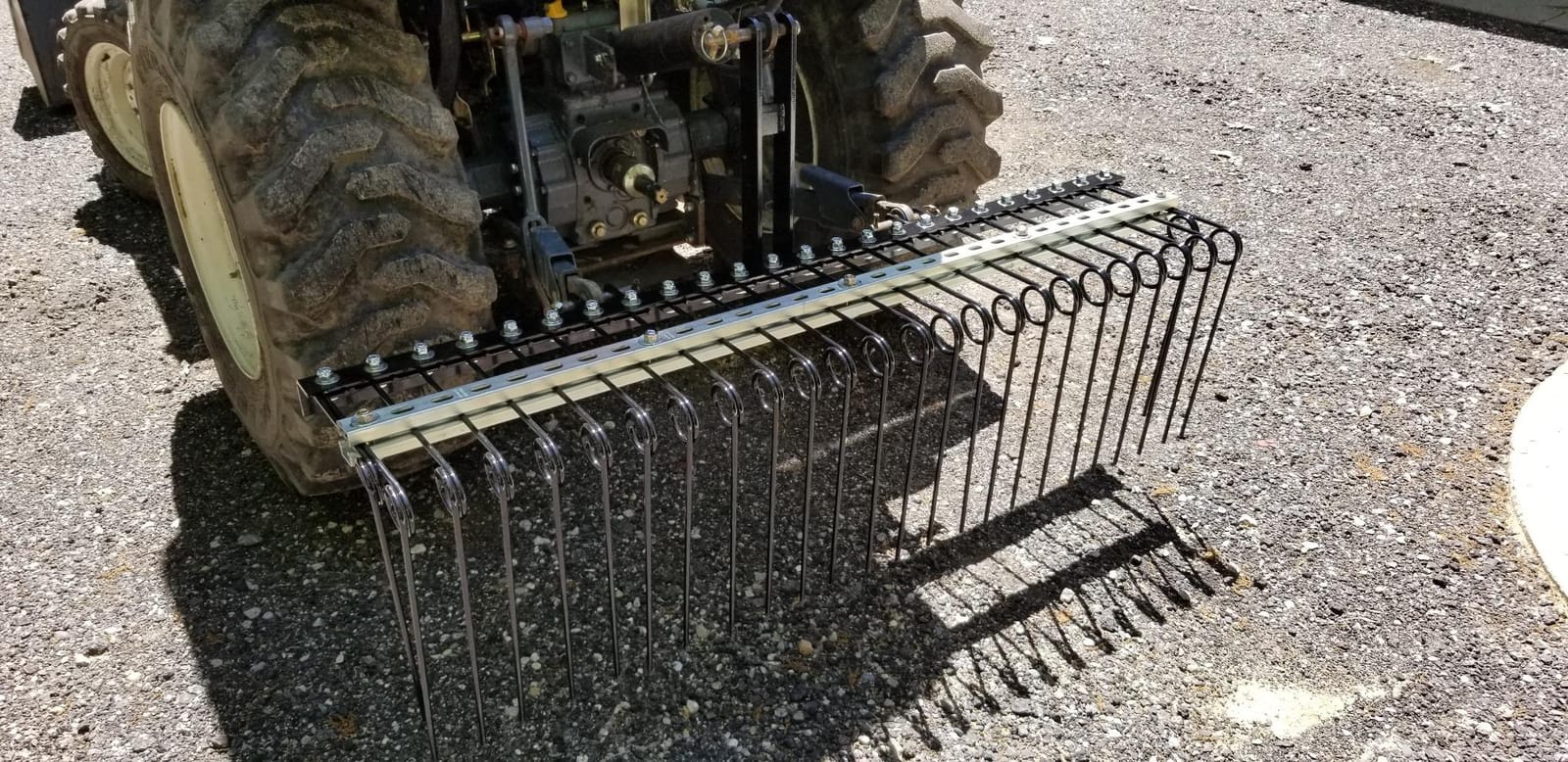 Steel Spring Coil Tine Tow Behind Landscape Rake for Leaves, Pine Needles, Straw, and Grass with 3 Point Hitch Receiver Attachment, Black customer photo 2