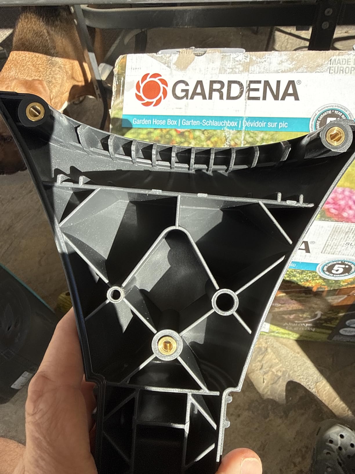 GARDENA Automatic Retractable Garden Hose Reel - 50 Feet - 360 Degree Swivel Outdoor Hose Reel with Metal Spike Base - Auto Retract - UV Resistant Housing - Easy Install No Tools Required - 18604 customer photo 1