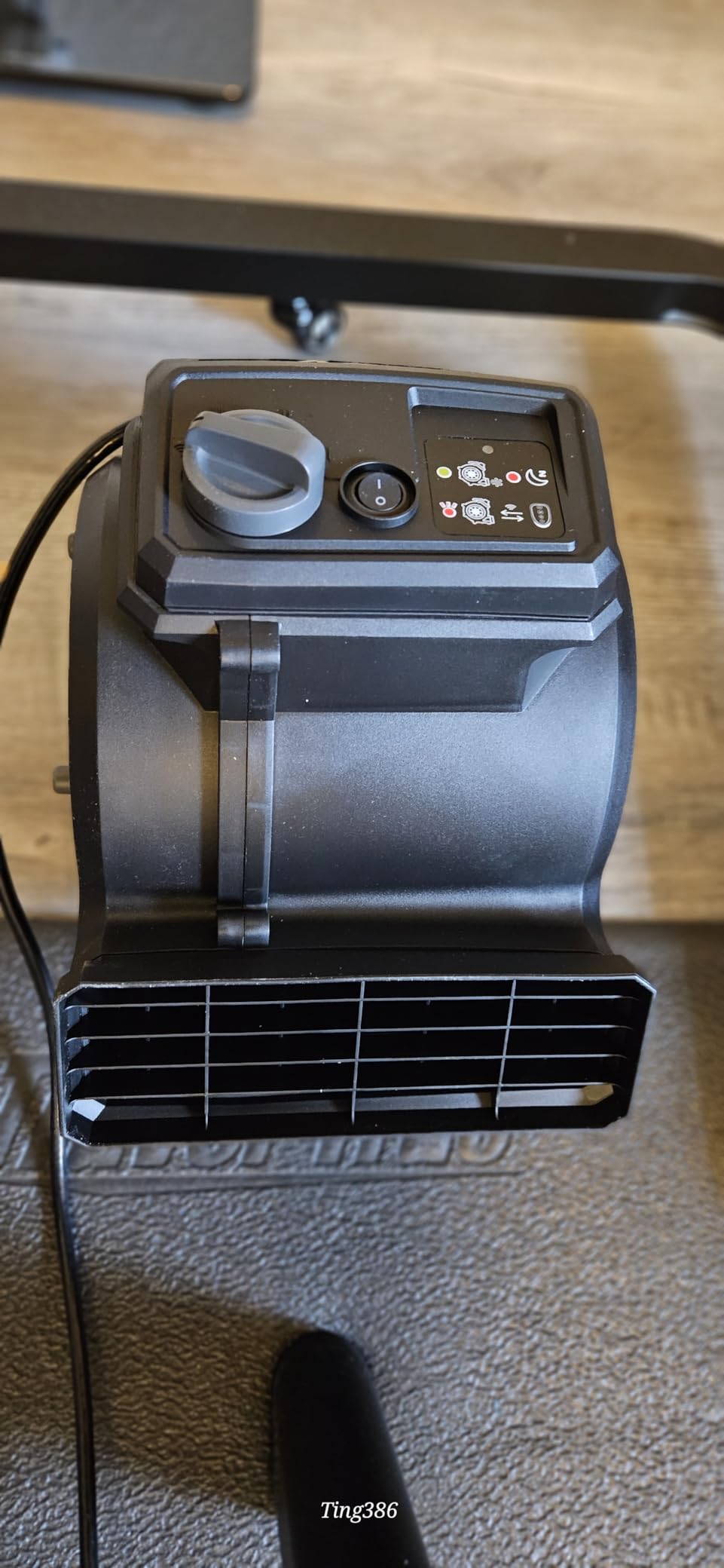 Vacmaster 3 Speed Floor Fan 156W 550CFM Air Mover Utility Blower Fan - AM201 1101 customer photo 2